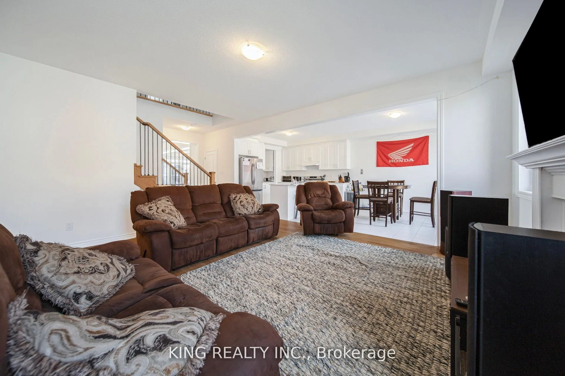 Photo 13 of 69 Lawrence D. Pridham Avenue, New Tecumseth, Rural New Tecumseth — HOMEH