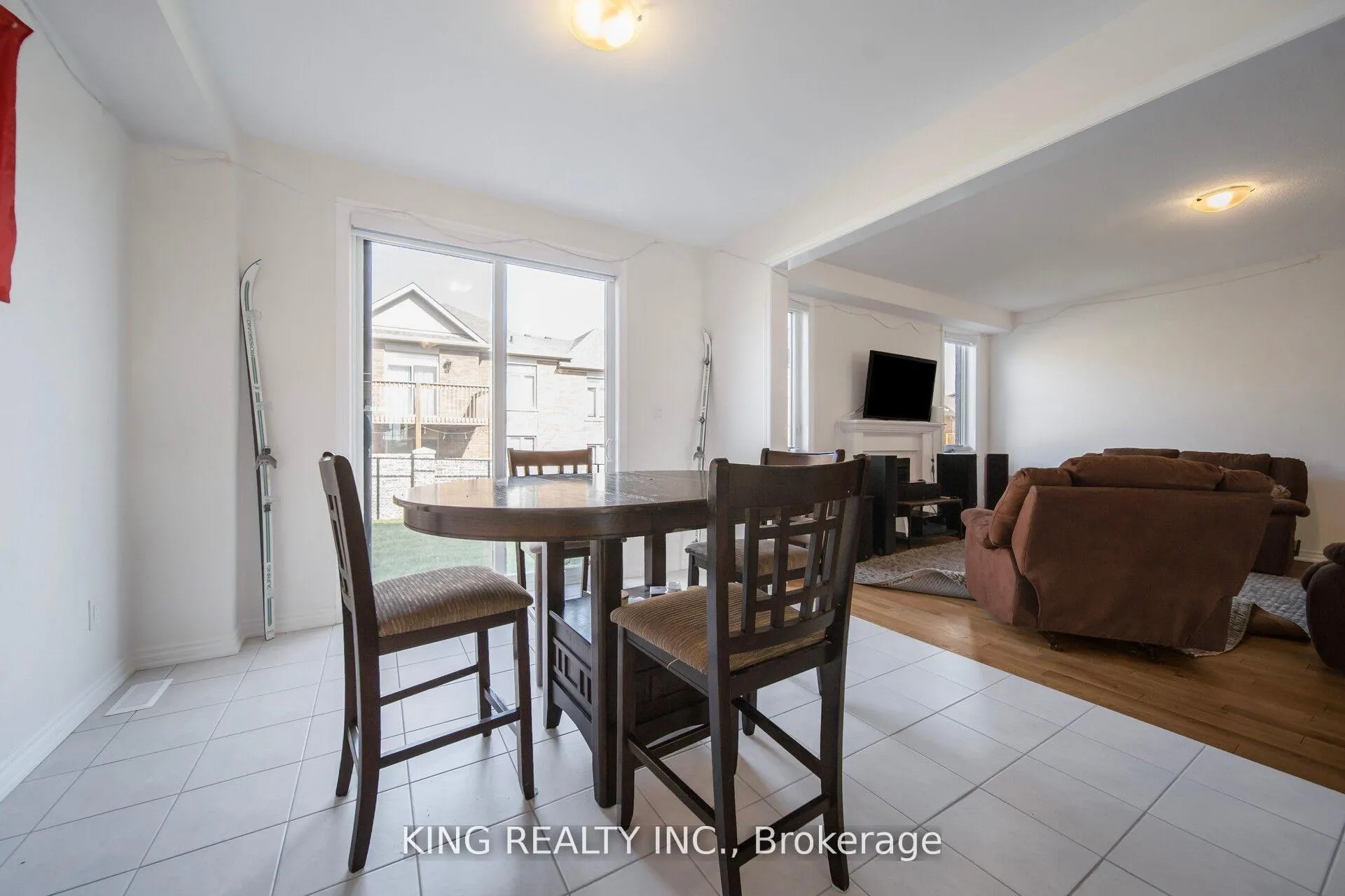 Photo 20 of 69 Lawrence D. Pridham Avenue, New Tecumseth, Rural New Tecumseth — HOMEH
