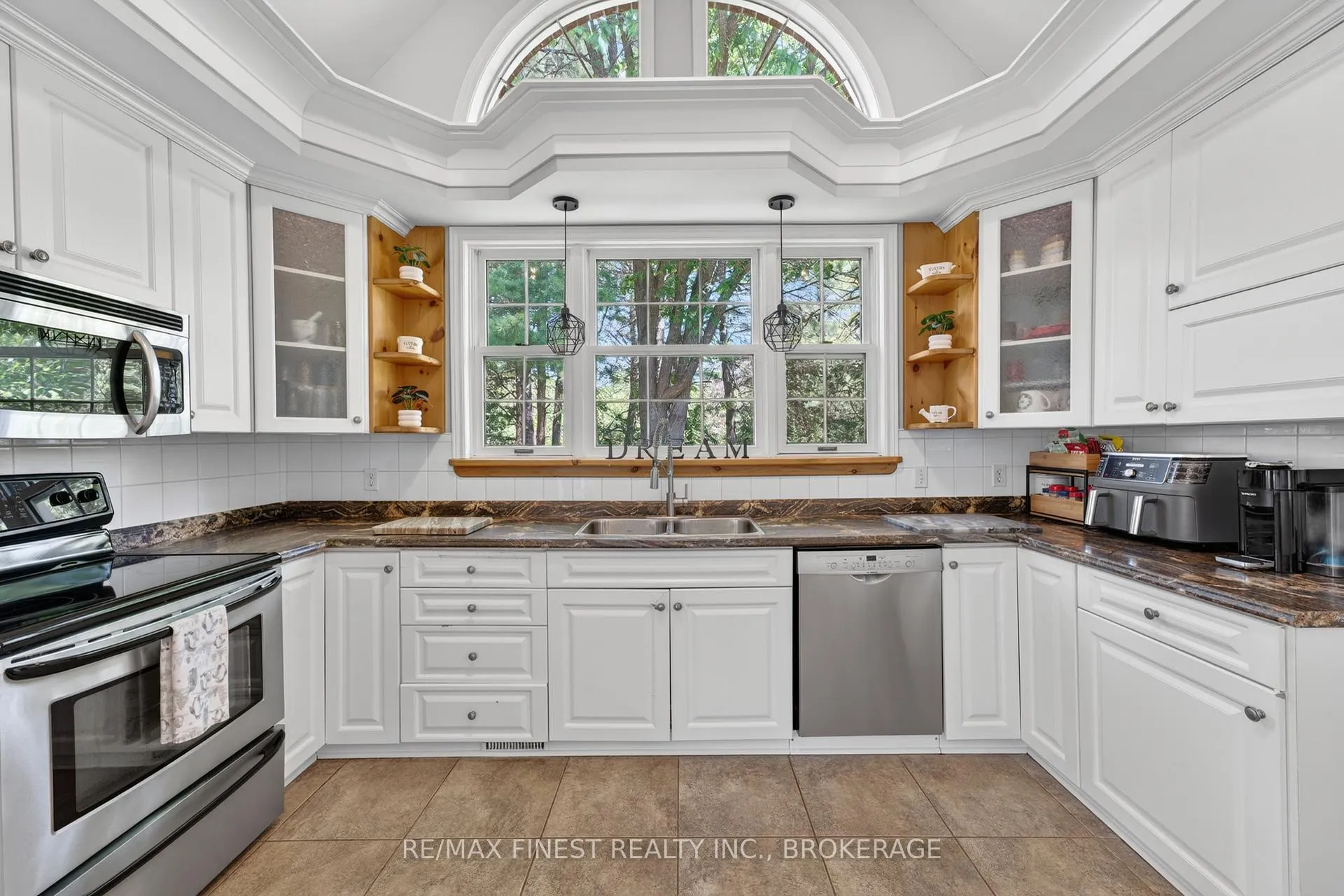 Photo 7 of 2388 Horning Road, Frontenac, Frontenac South — HOMEH