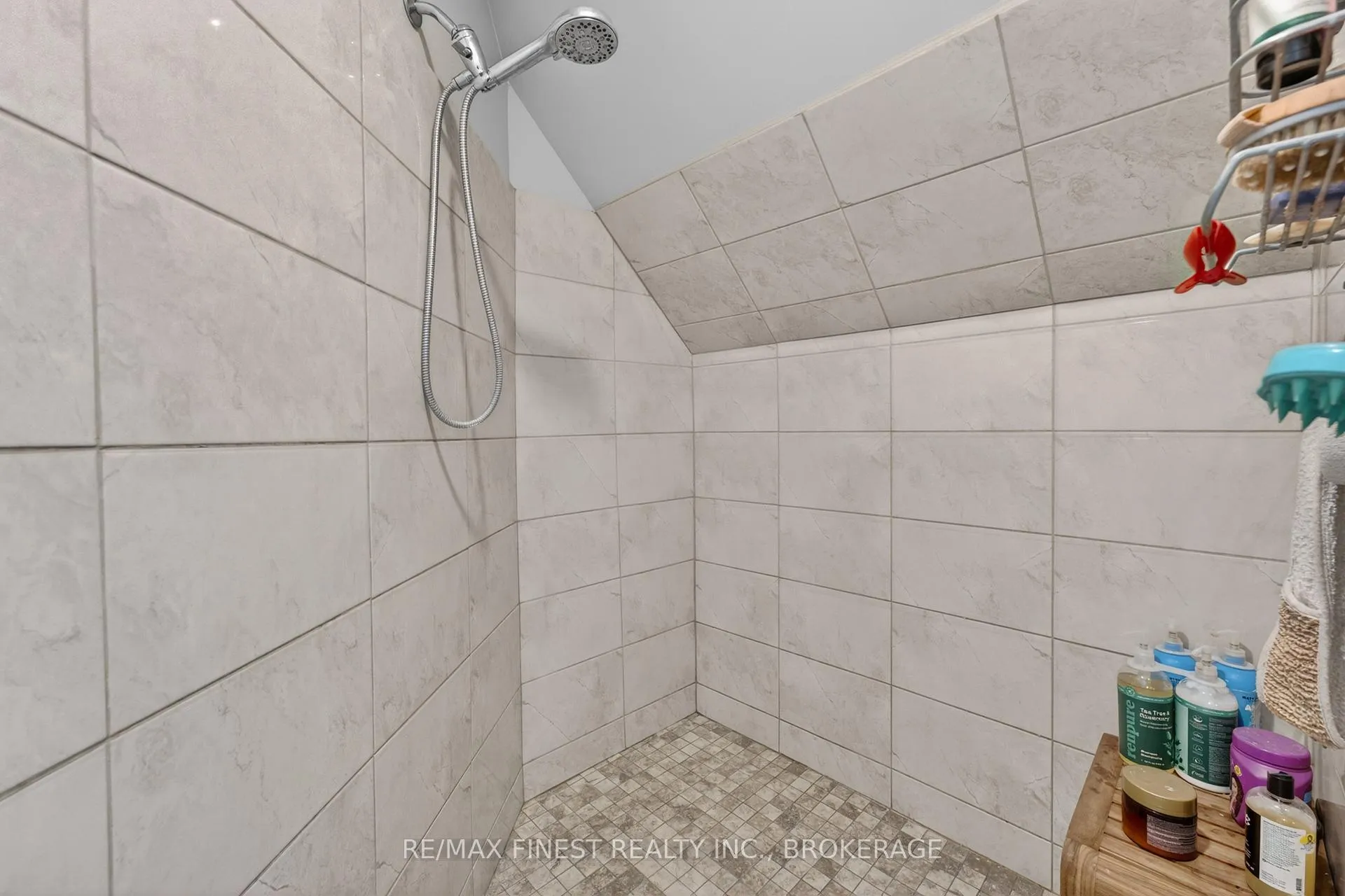 Photo 28 of 2388 Horning Road, Frontenac, Frontenac South — HOMEH