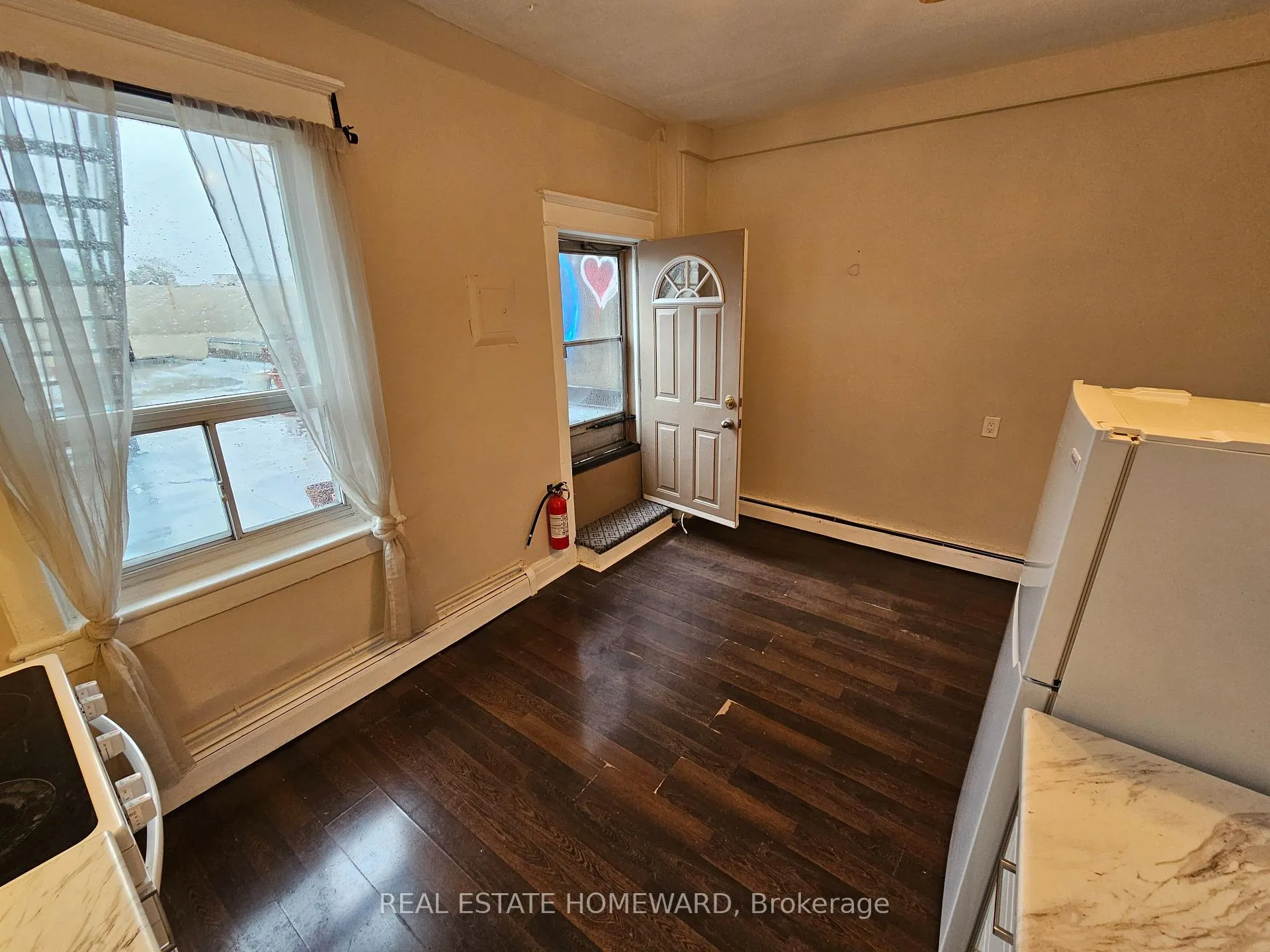 Photo 6 of Unit A, 733 Pape Avenue, Toronto, Danforth — HOMEH