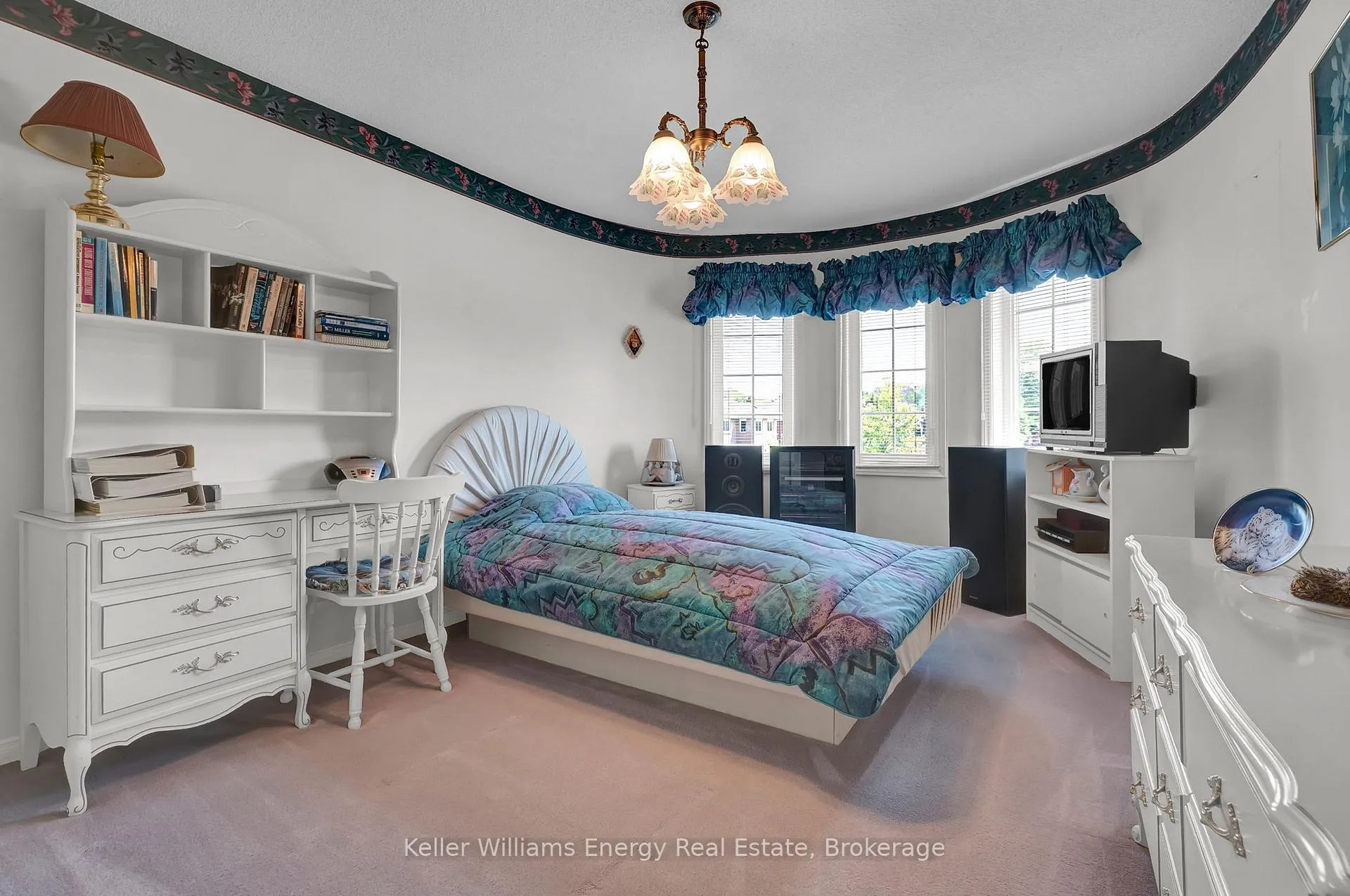 Photo 25 of 1182 Thimbleberry Circle, Oshawa, Eastdale — HOMEH