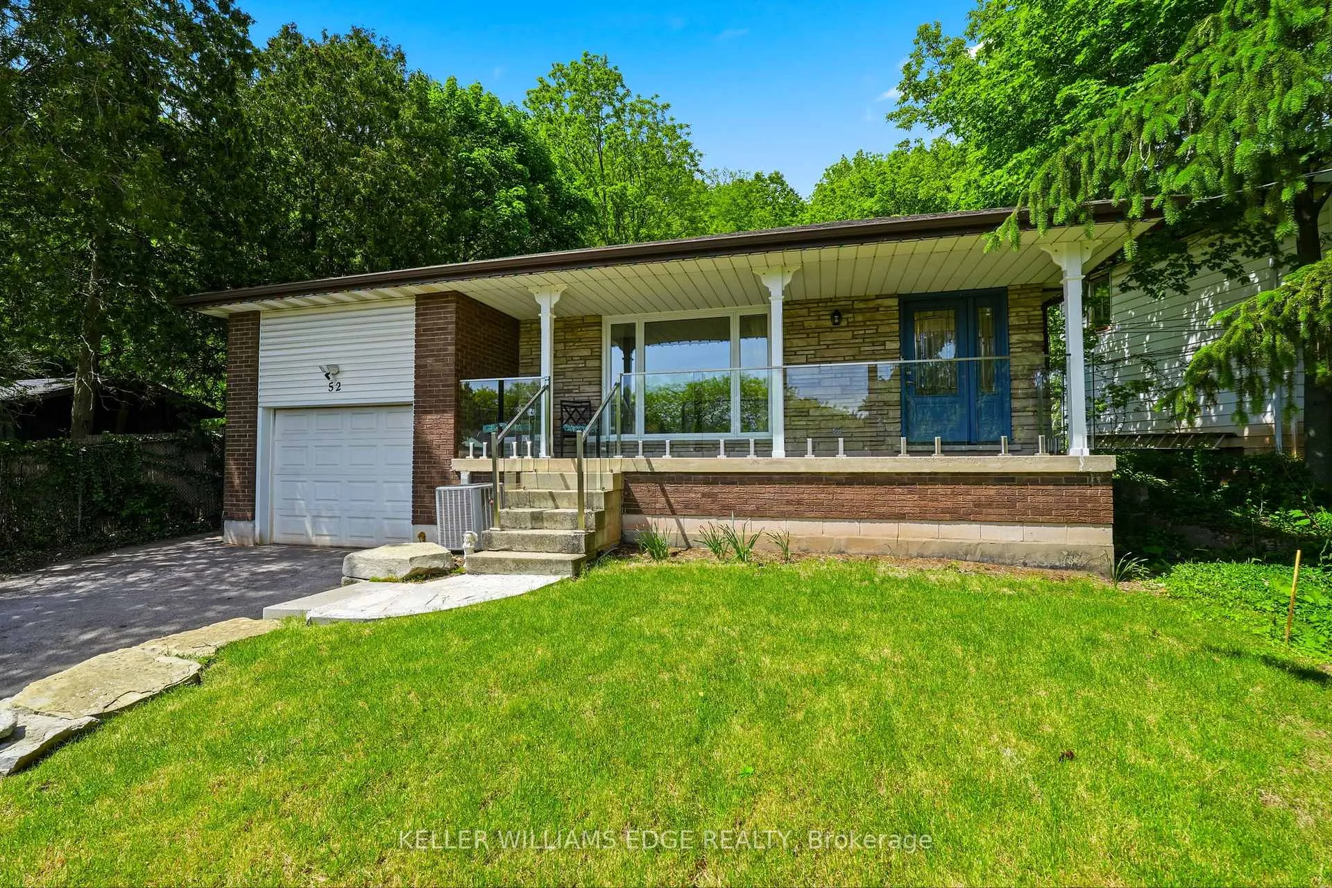 Photo 2 of 52 Parkside Avenue, Hamilton, Dundas — HOMEH