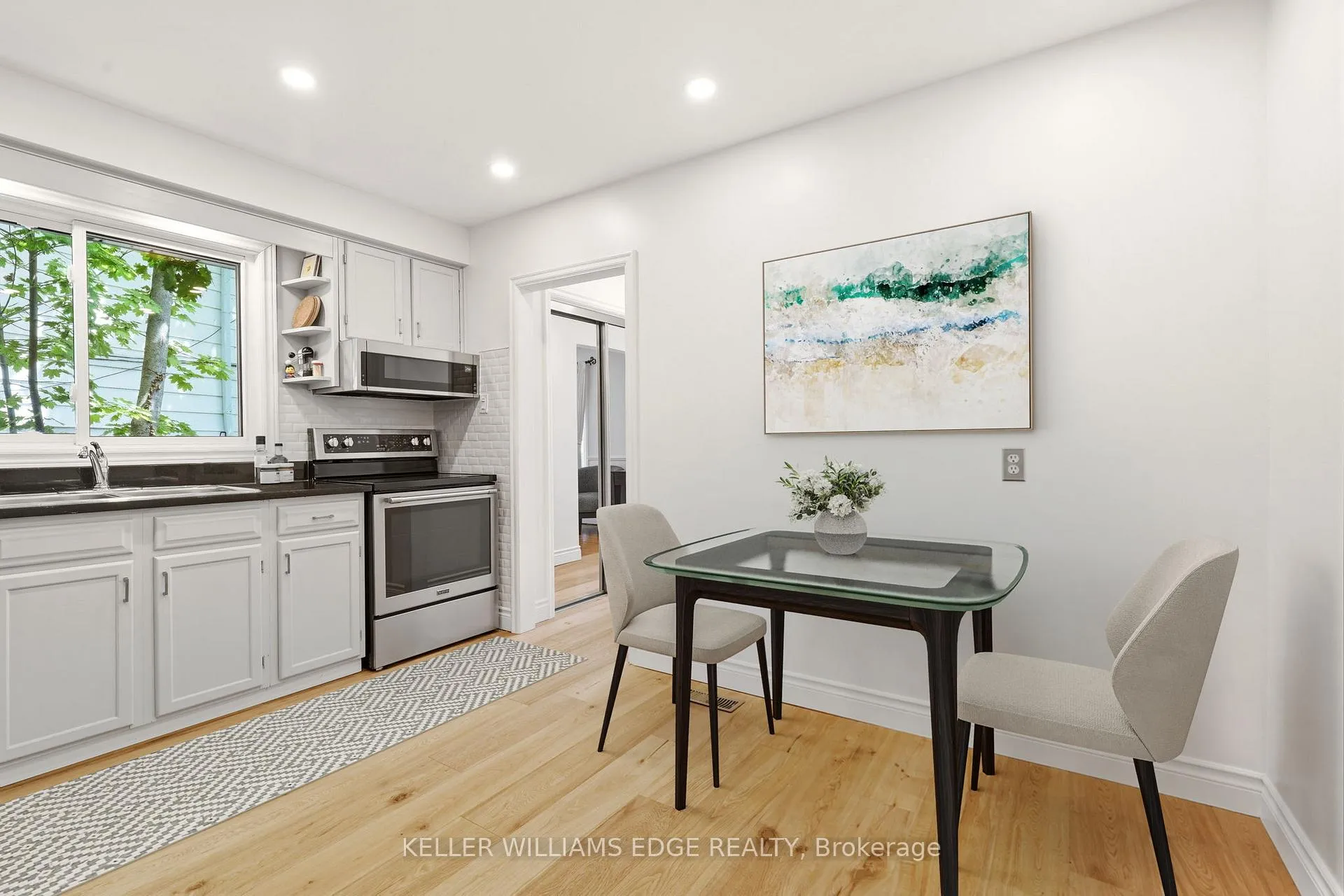 Photo 13 of 52 Parkside Avenue, Hamilton, Dundas — HOMEH