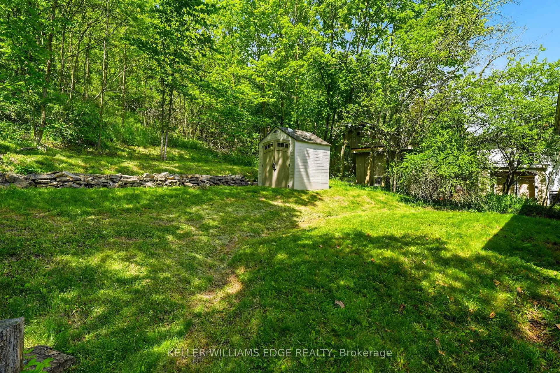 Photo 30 of 52 Parkside Avenue, Hamilton, Dundas — HOMEH