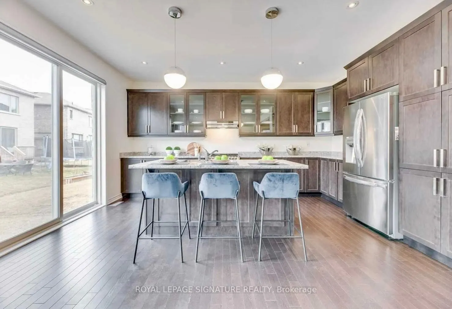 Photo 5 of 953 Logan Drive, Milton, Cobban — HOMEH
