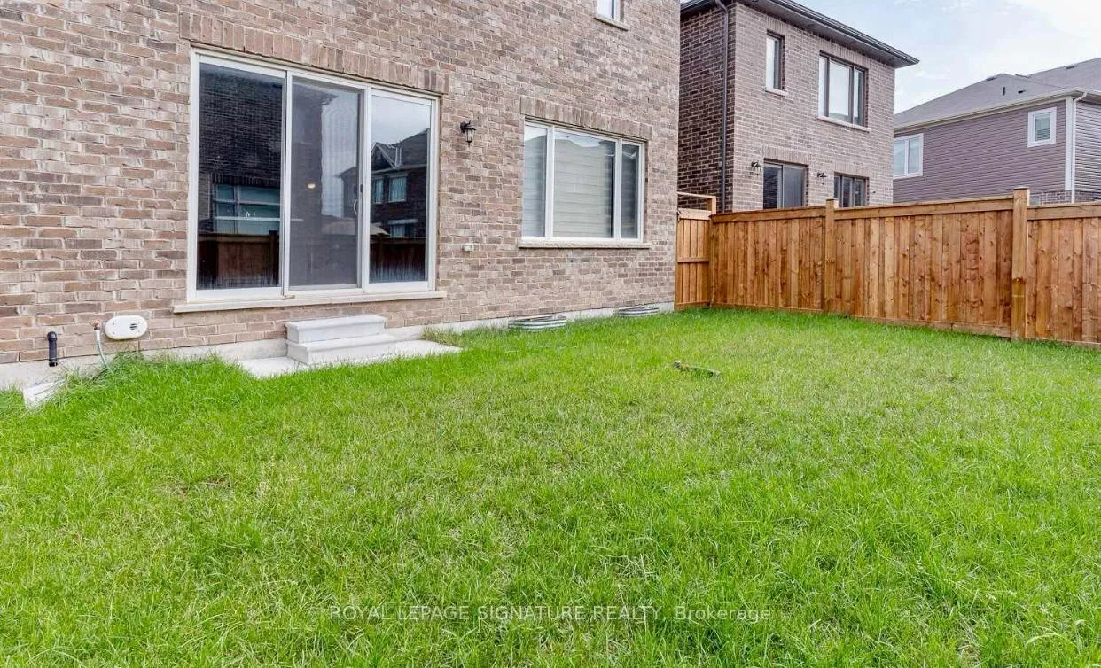Photo 19 of 953 Logan Drive, Milton, Cobban — HOMEH