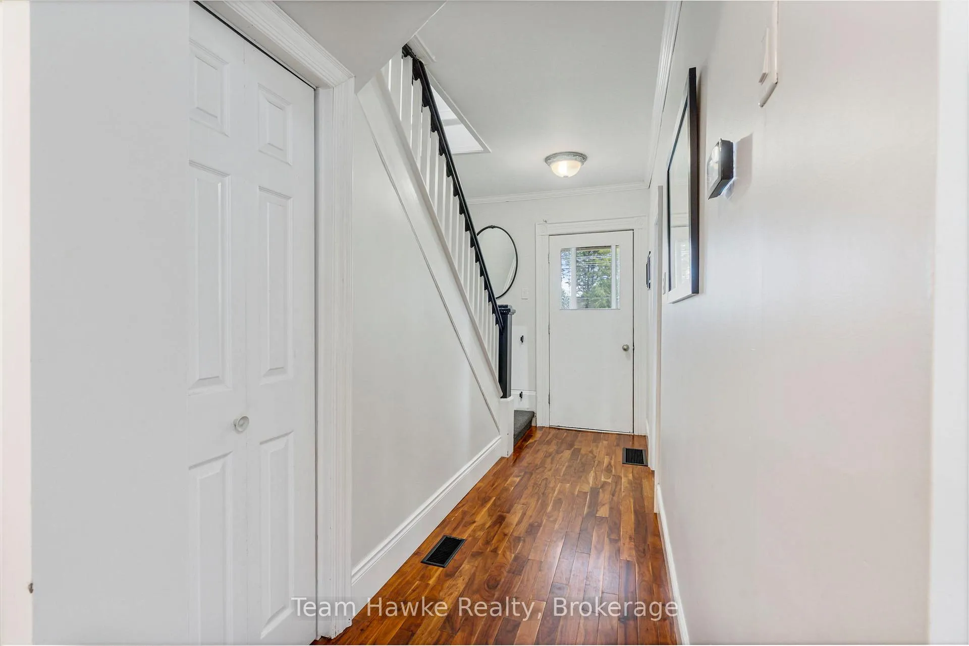 Photo 7 of 58 Fourth Street, Midland — HOMEH