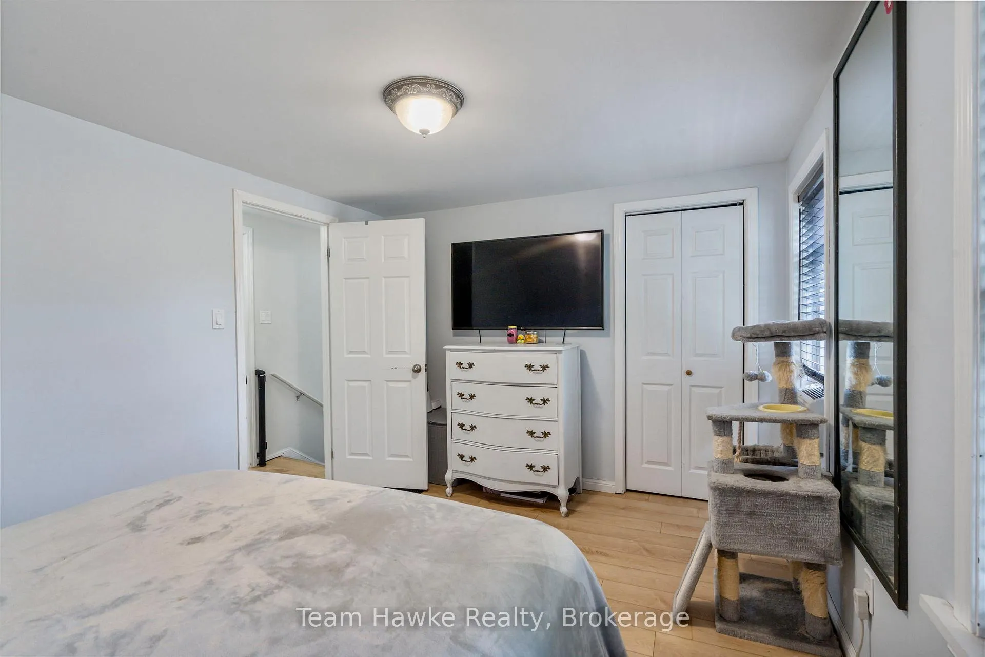Photo 19 of 58 Fourth Street, Midland — HOMEH