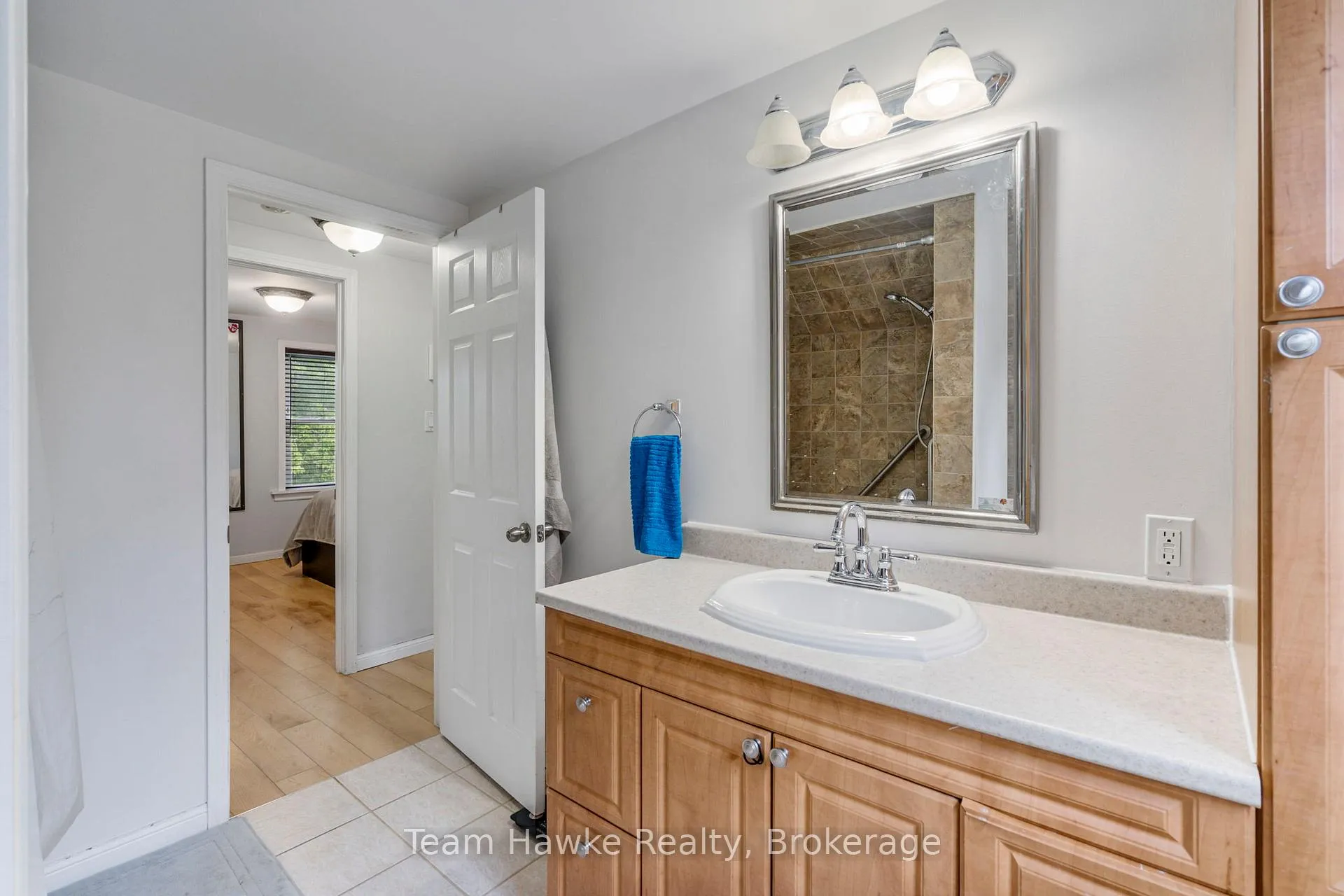 Photo 22 of 58 Fourth Street, Midland — HOMEH
