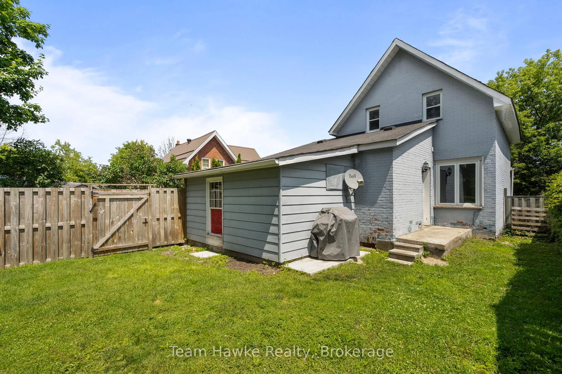 Photo 24 of 58 Fourth Street, Midland — HOMEH
