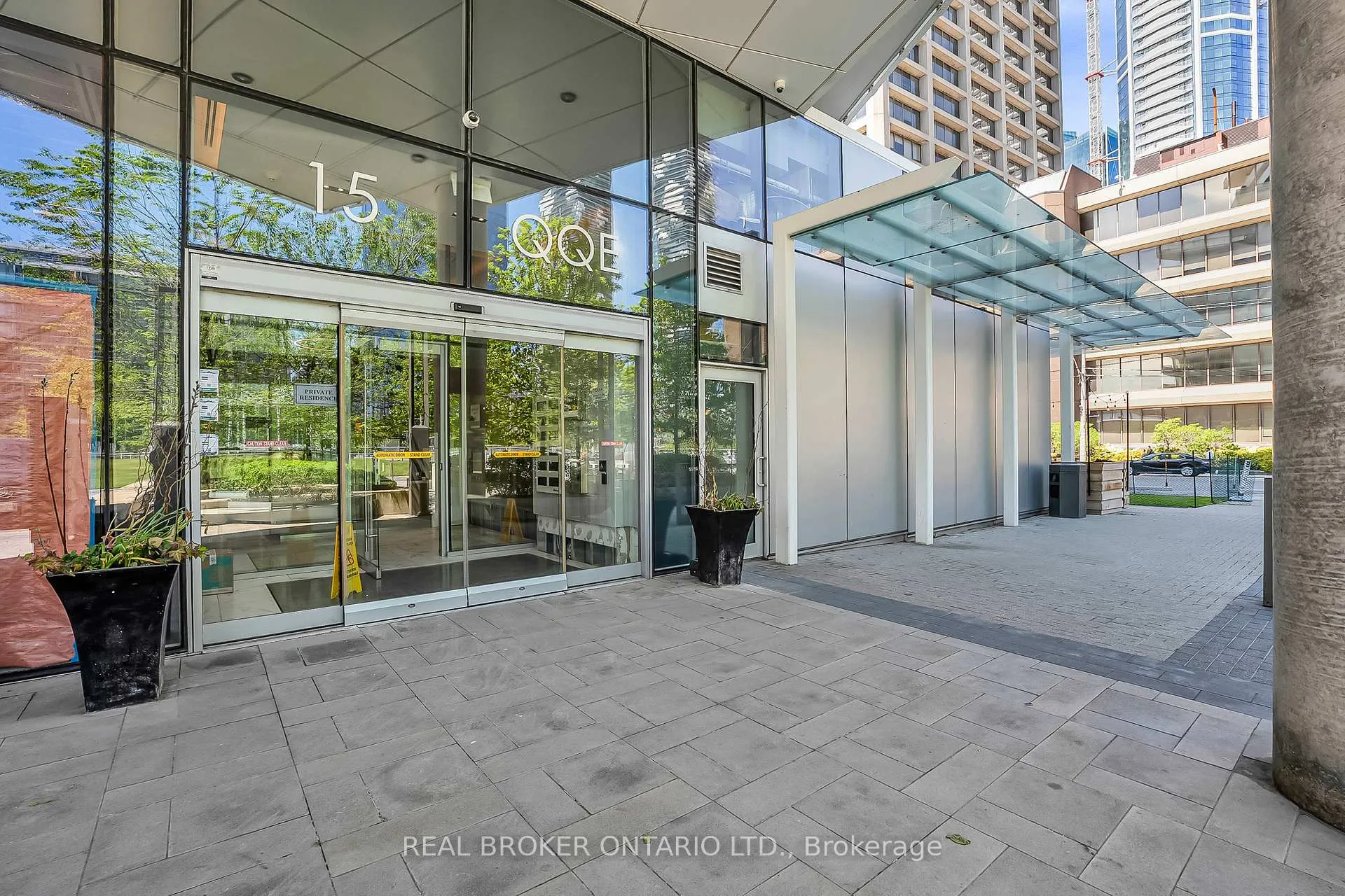 Photo 3 of Unit 2706, 15 Queens Quay E, Toronto, Waterfront Communities — HOMEH