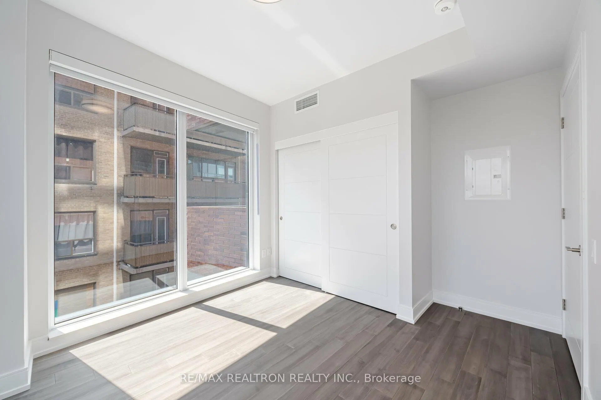 Photo 12 of Unit 703, 2525 Bathurst Street, Toronto, Forest Hill North — HOMEH