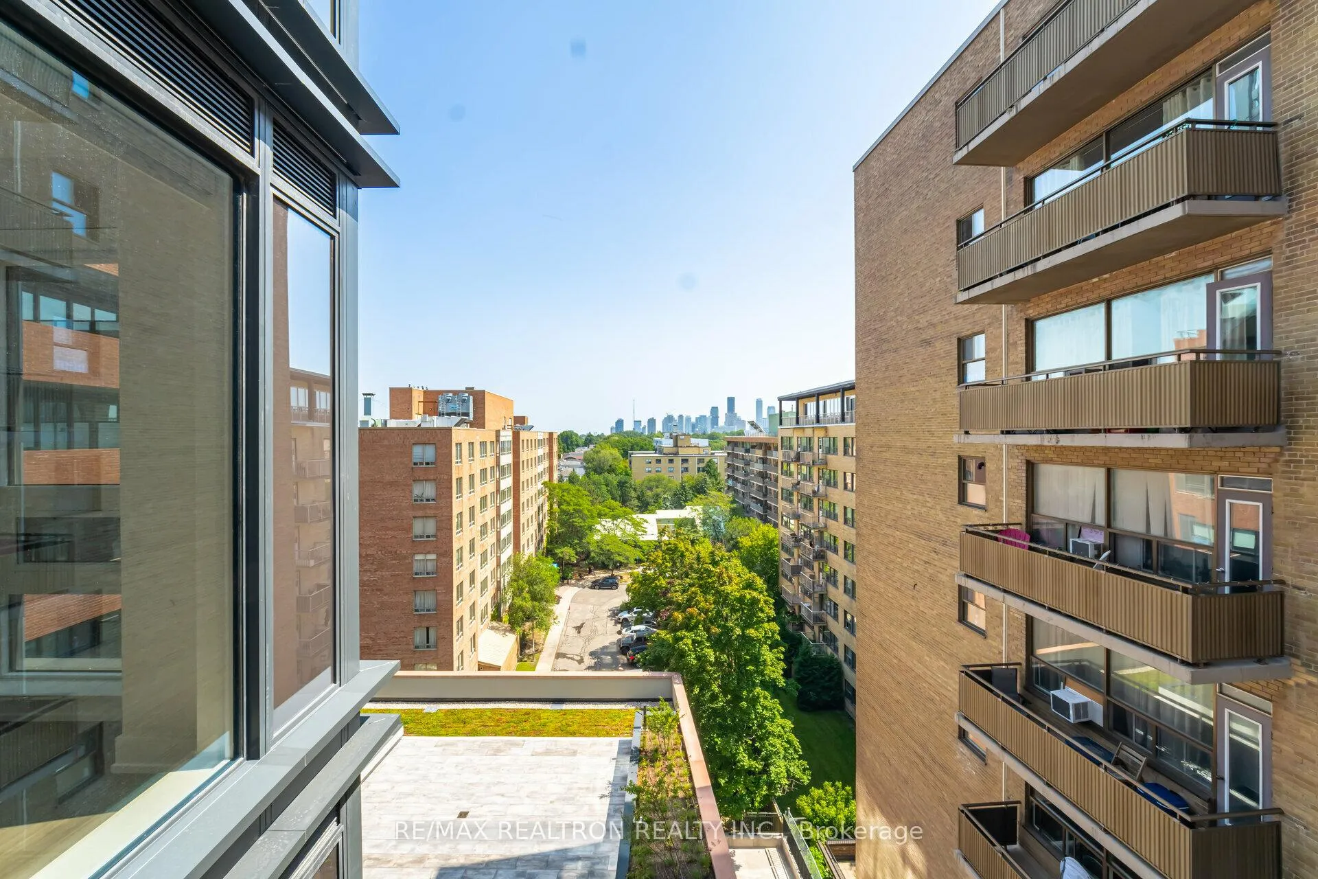 Photo 16 of Unit 703, 2525 Bathurst Street, Toronto, Forest Hill North — HOMEH