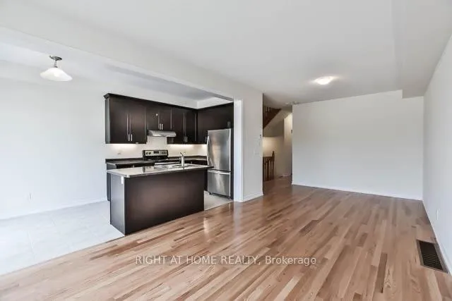 Photo 4 of 4 Blackpool Lane, East Gwillimbury, Queensville — HOMEH