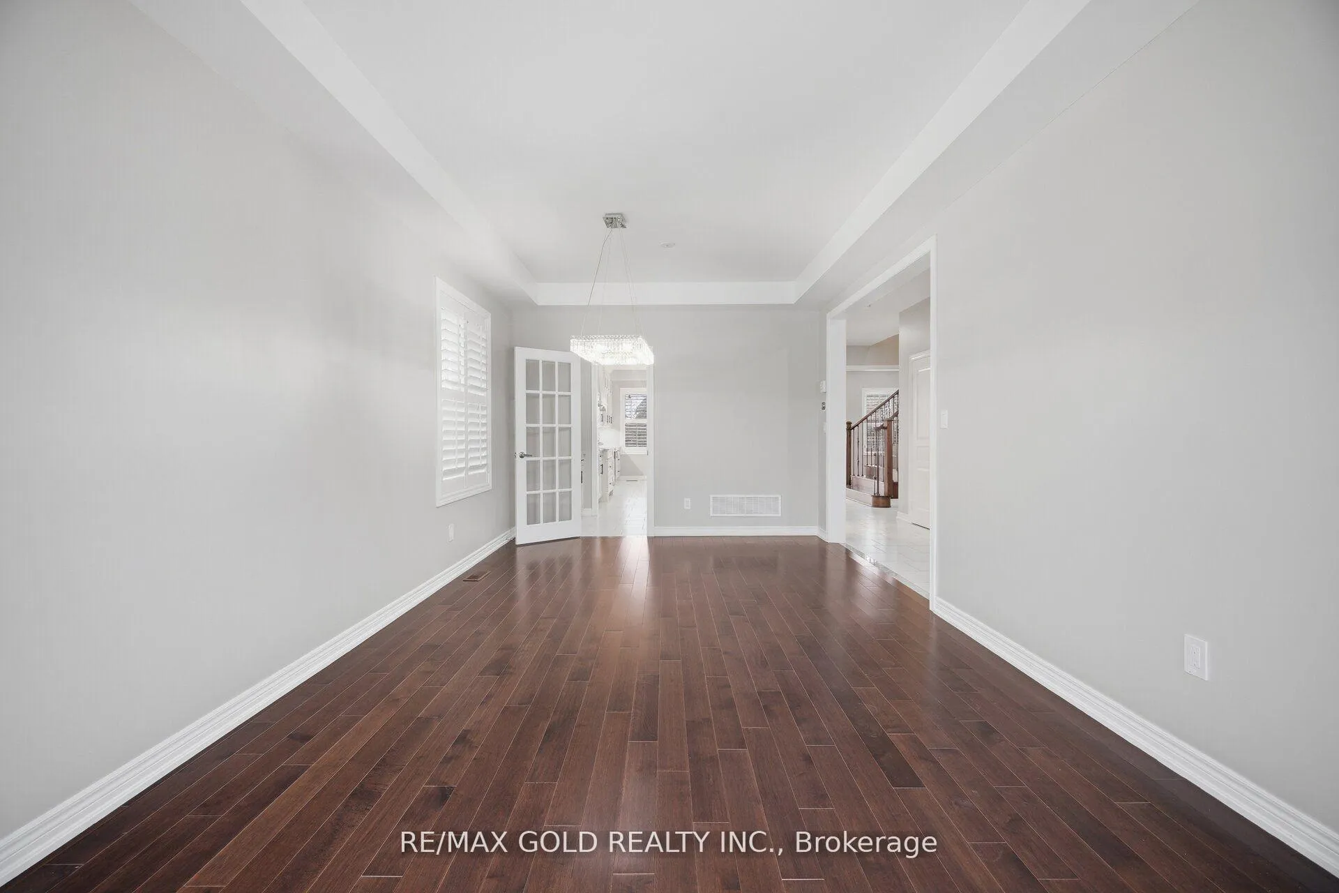 Photo 4 of 53 Martin Byrne Drive, Brampton, Toronto Gore Rural Estate — HOMEH