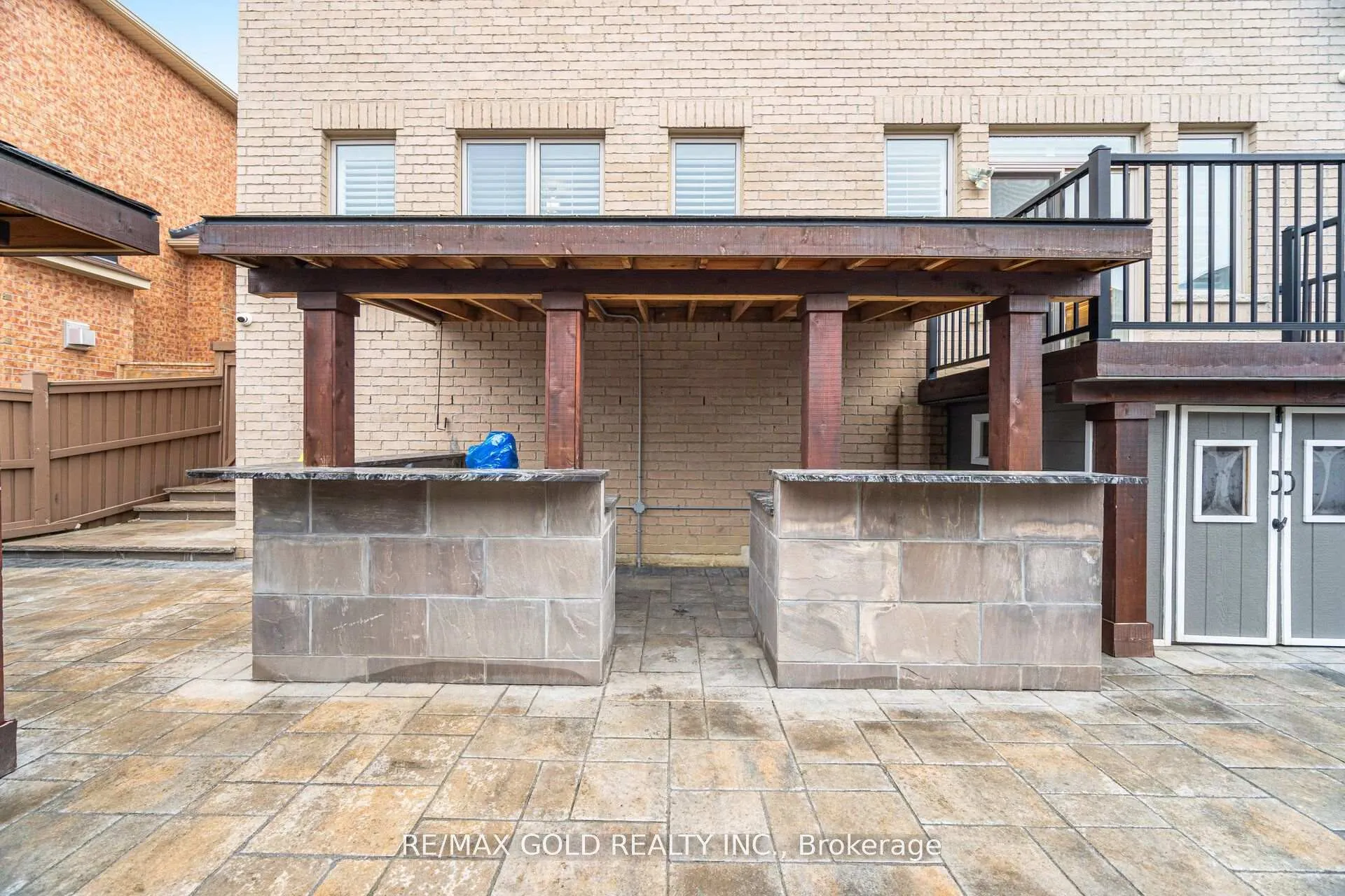 Photo 37 of 53 Martin Byrne Drive, Brampton, Toronto Gore Rural Estate — HOMEH