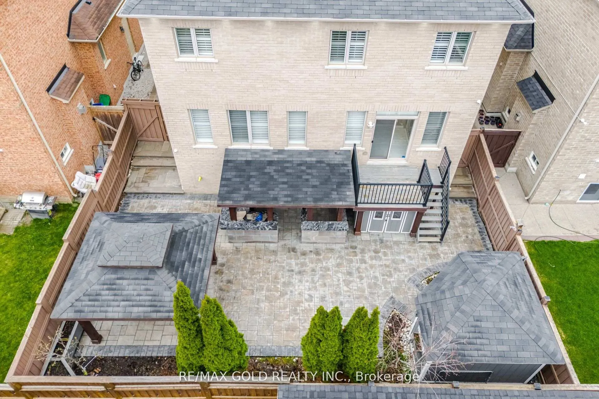 Photo 39 of 53 Martin Byrne Drive, Brampton, Toronto Gore Rural Estate — HOMEH