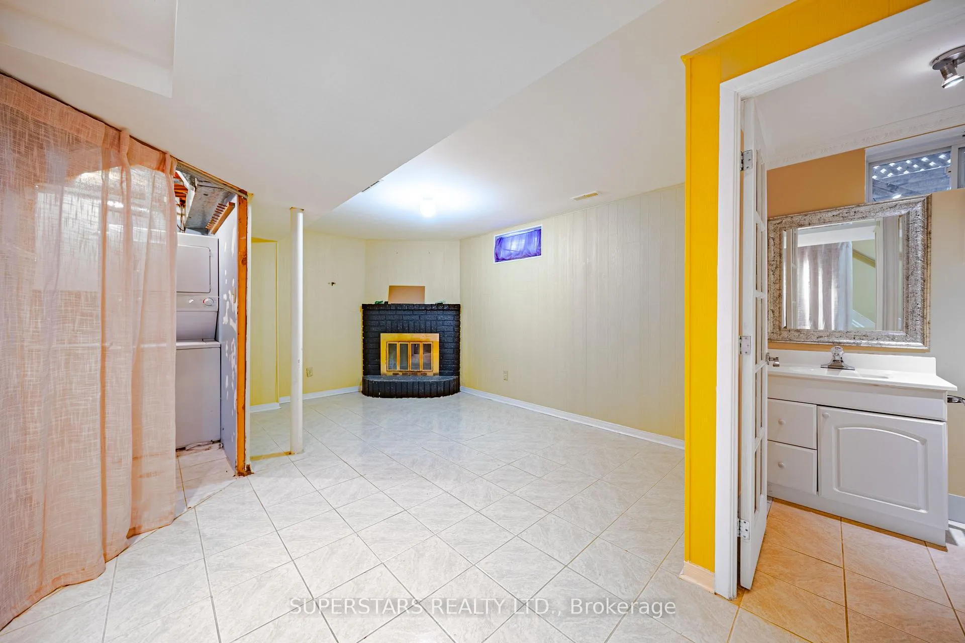 Photo 13 of 14 Marlow Crescent, Markham, Markville — HOMEH