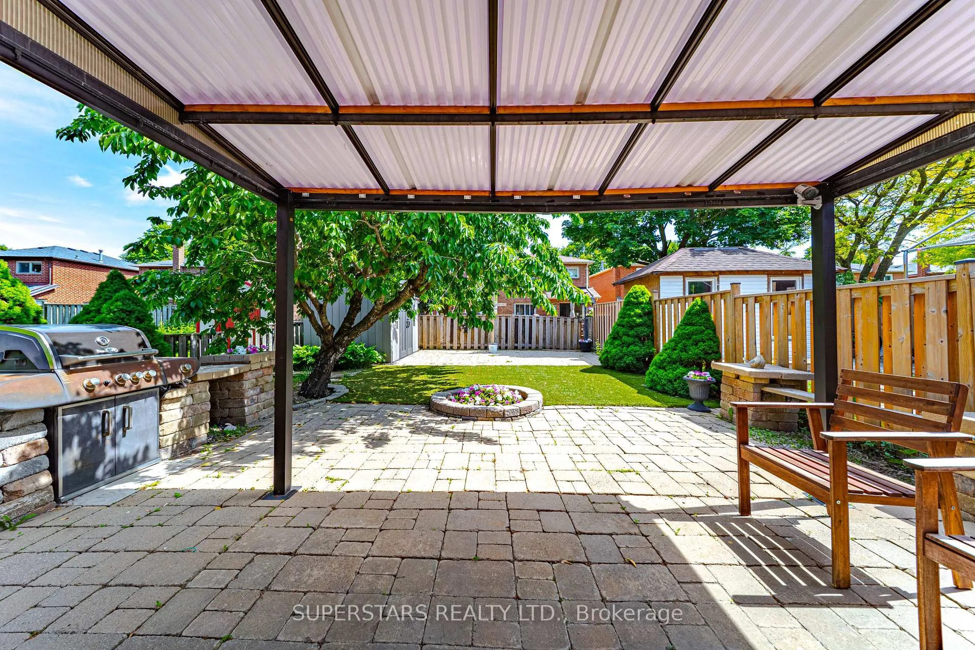 Photo 18 of 14 Marlow Crescent, Markham, Markville — HOMEH
