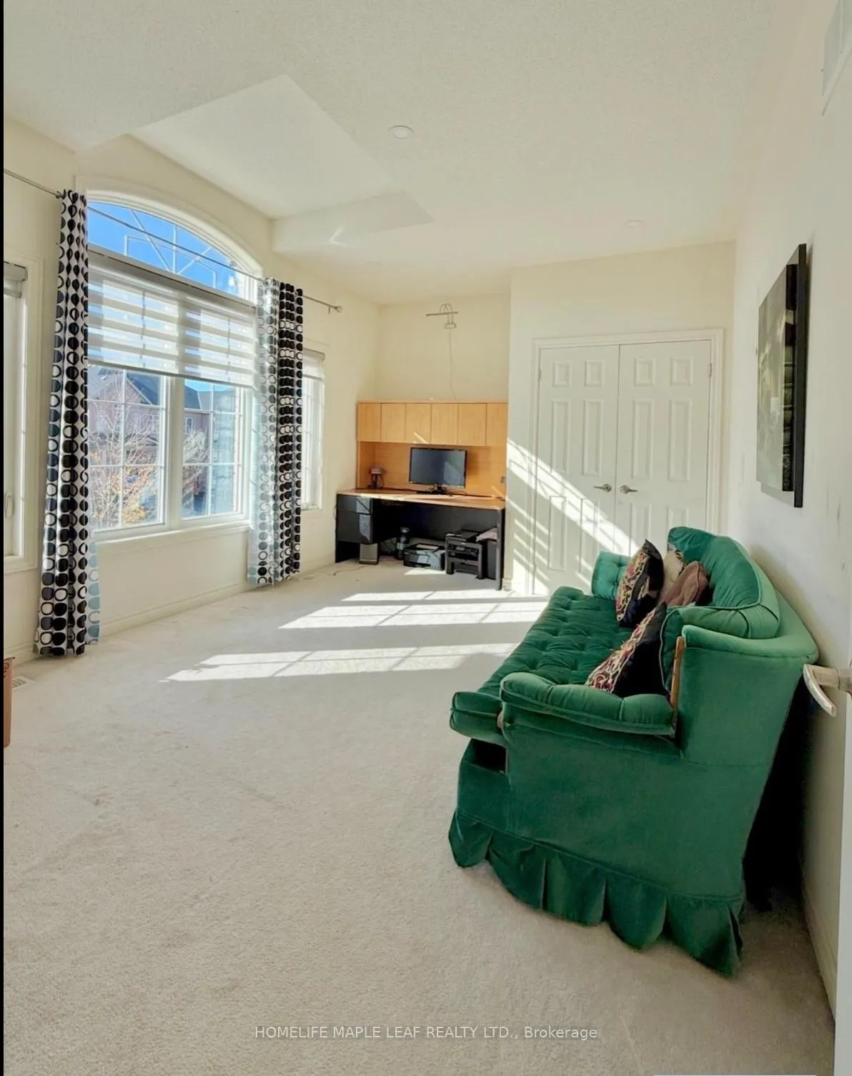 Photo 8 of Unit Upper, 385 Royal West Drive, Brampton, Credit Valley — HOMEH