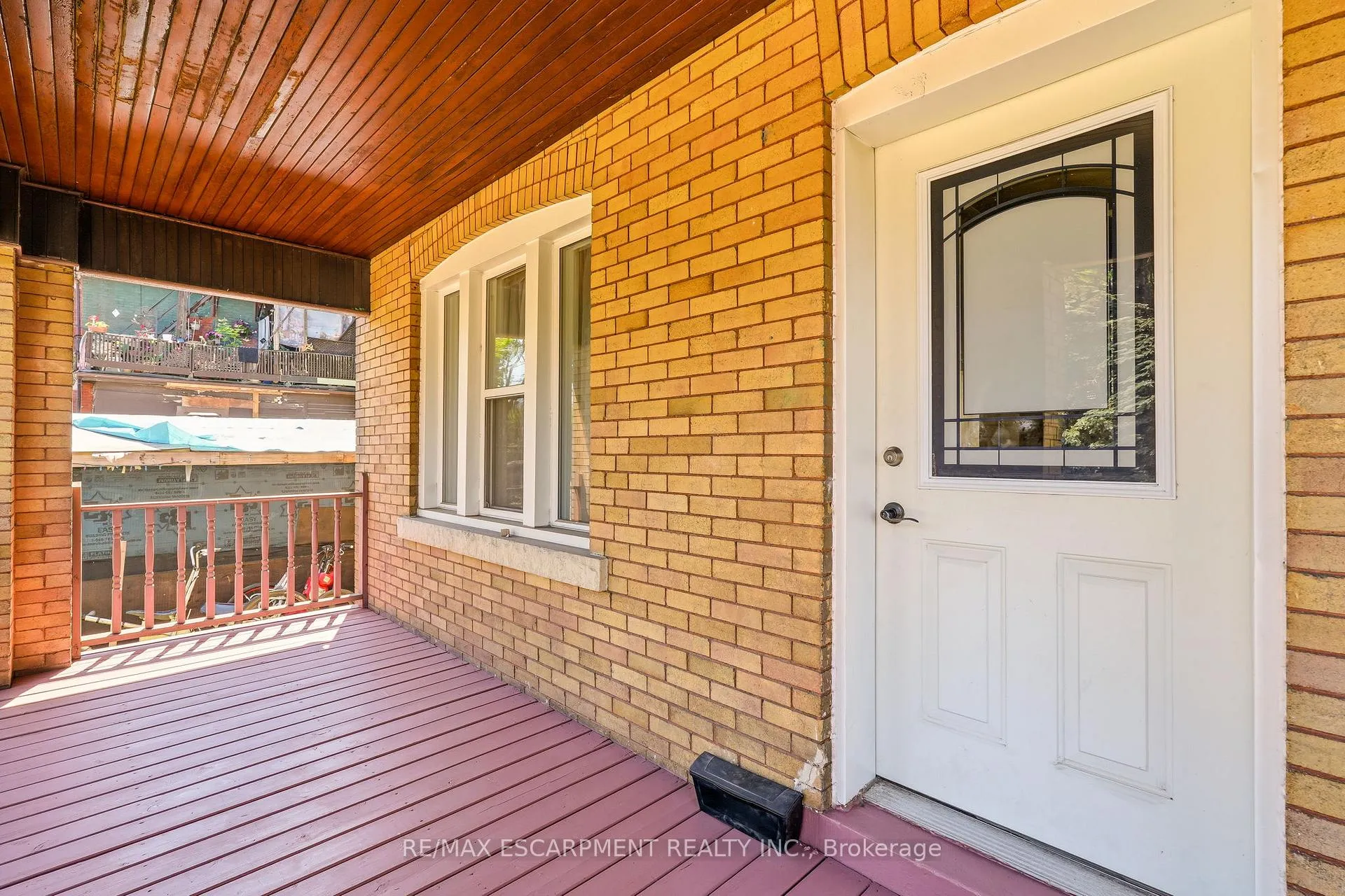Photo 3 of 48 Glendale Avenue S, Hamilton, Crown Point — HOMEH