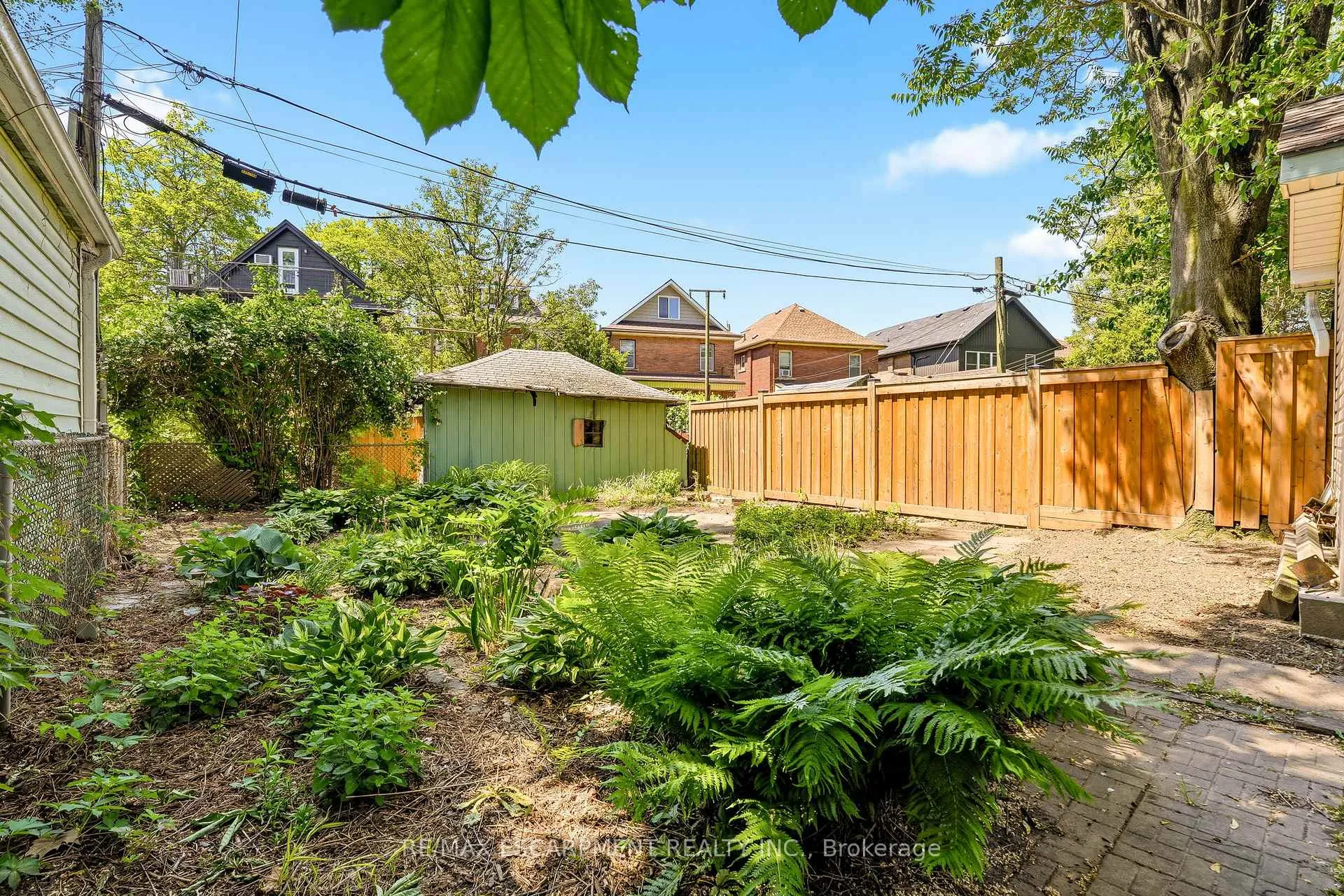 Photo 32 of 48 Glendale Avenue S, Hamilton, Crown Point — HOMEH
