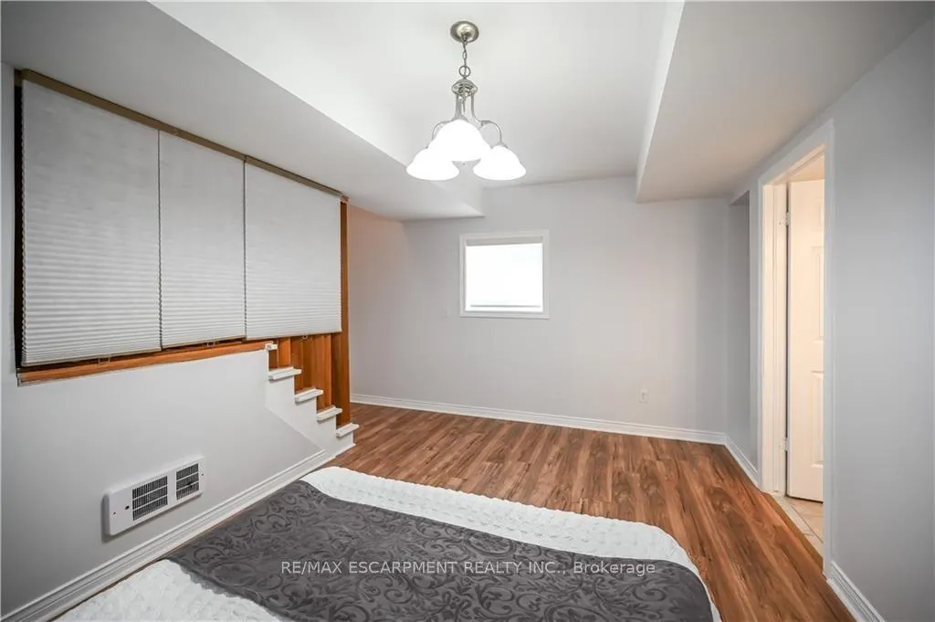 Photo 18 of Unit LOWER, 296 Winterberry Drive, Hamilton, Stoney Creek — HOMEH