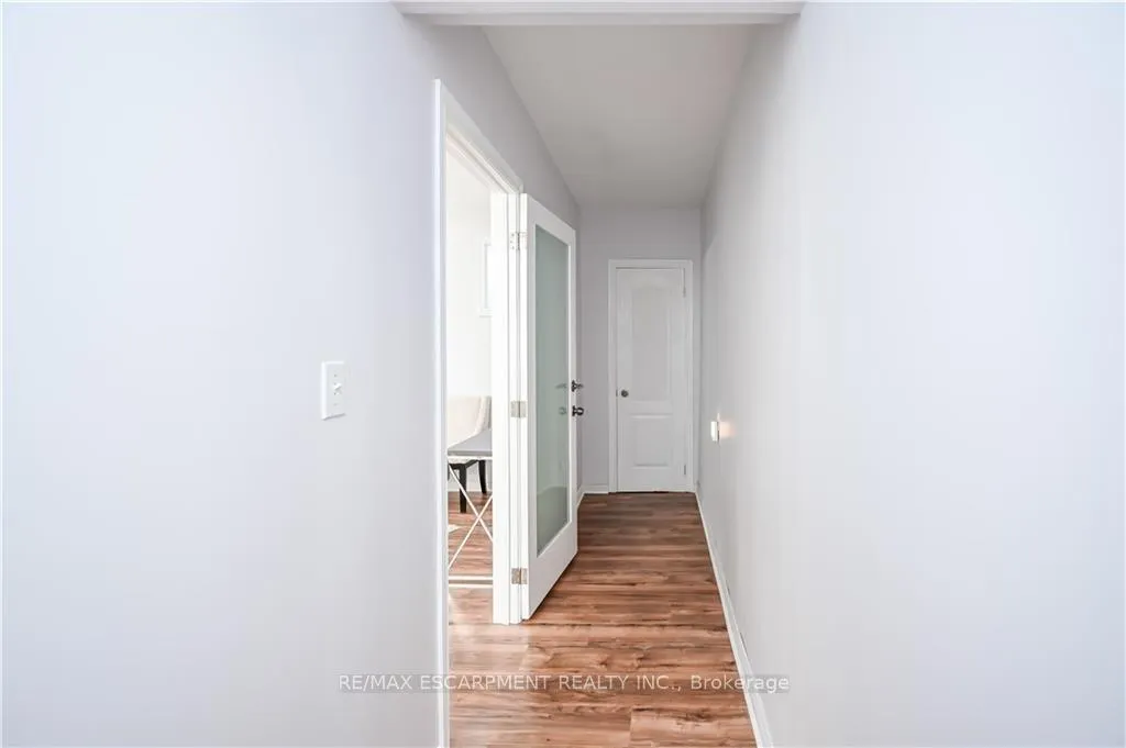 Photo 25 of Unit LOWER, 296 Winterberry Drive, Hamilton, Stoney Creek — HOMEH