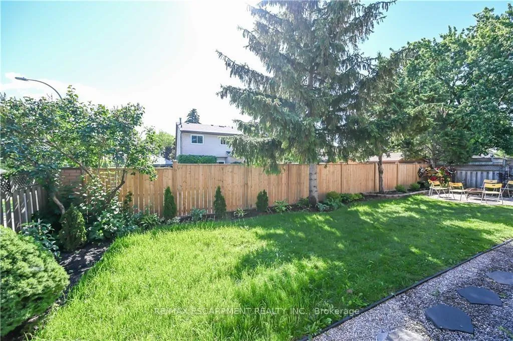 Photo 29 of Unit LOWER, 296 Winterberry Drive, Hamilton, Stoney Creek — HOMEH