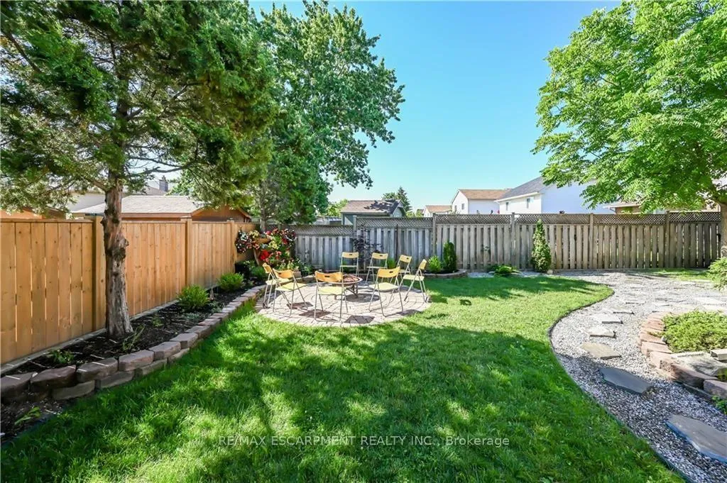 Photo 32 of Unit LOWER, 296 Winterberry Drive, Hamilton, Stoney Creek — HOMEH