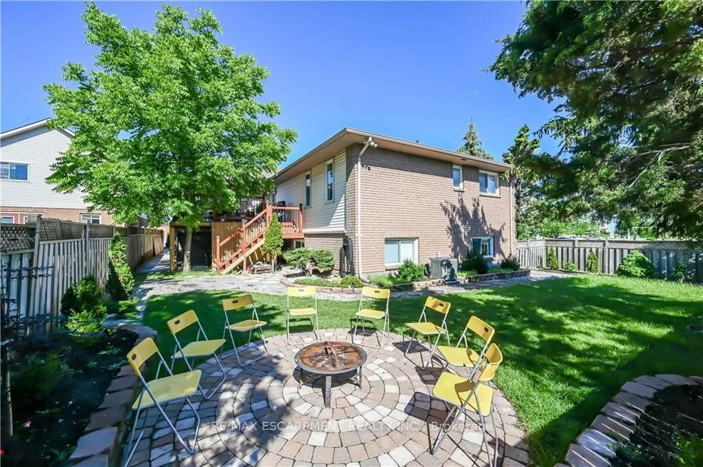 Photo 33 of Unit LOWER, 296 Winterberry Drive, Hamilton, Stoney Creek — HOMEH