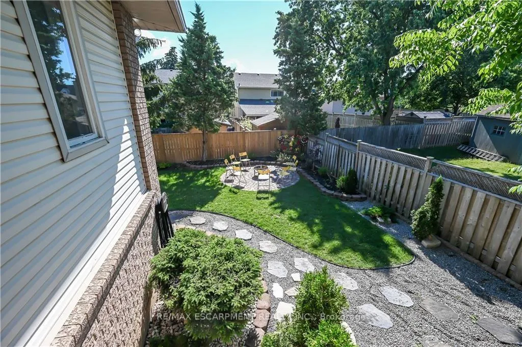 Photo 38 of Unit LOWER, 296 Winterberry Drive, Hamilton, Stoney Creek — HOMEH