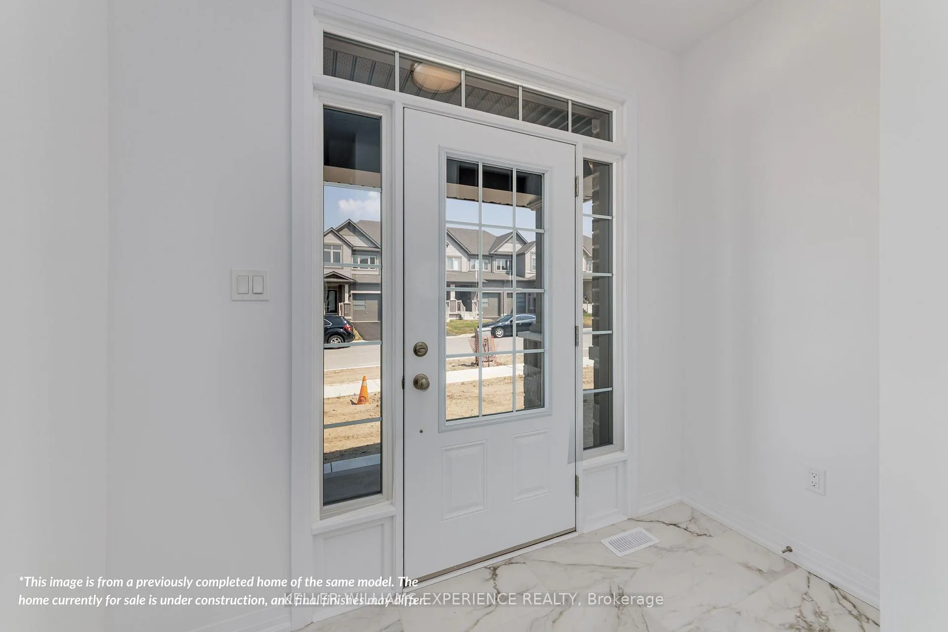 Photo 5 of 46 Sagewood Avenue, Barrie, Rural Barrie Southeast — HOMEH