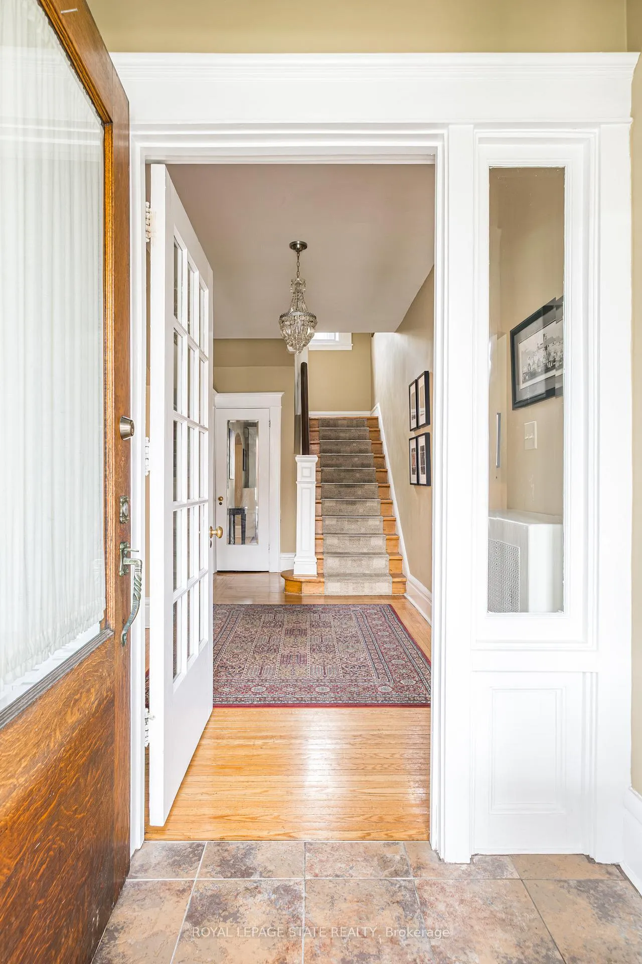 Photo 5 of 125 Delaware Avenue, Hamilton, St. Clair — HOMEH