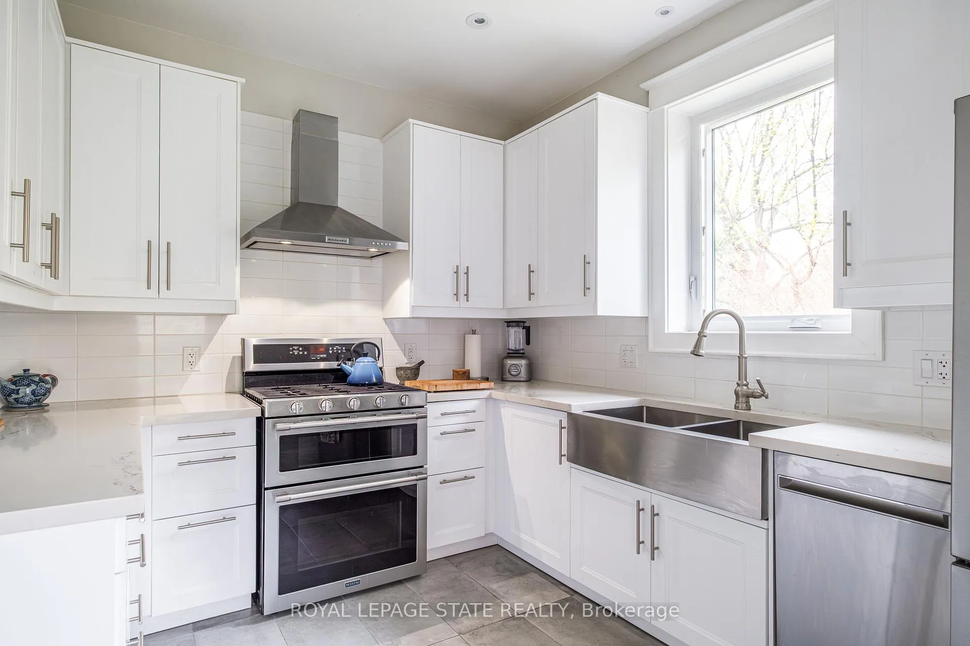Photo 13 of 125 Delaware Avenue, Hamilton, St. Clair — HOMEH