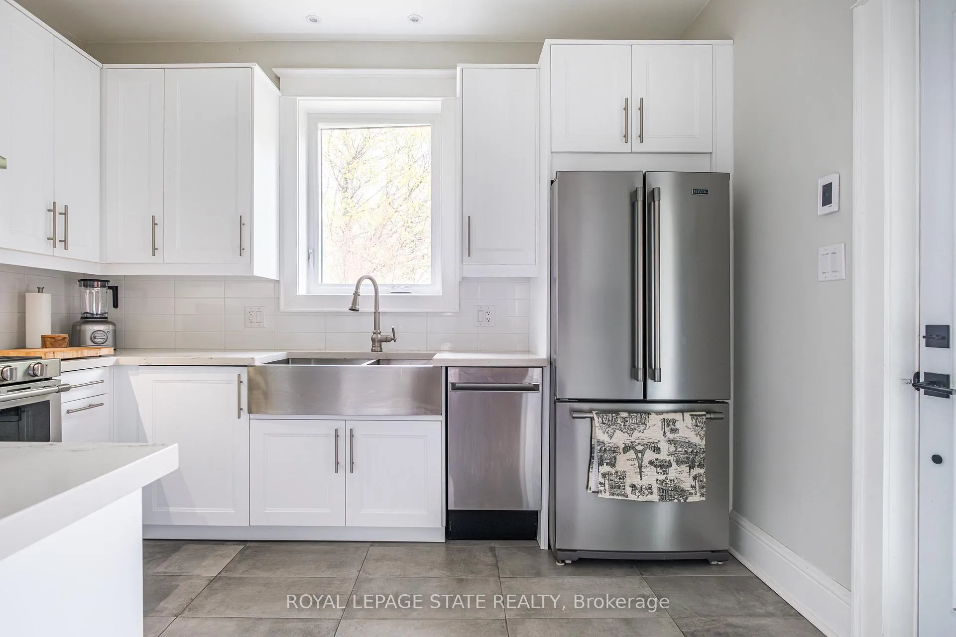 Photo 16 of 125 Delaware Avenue, Hamilton, St. Clair — HOMEH