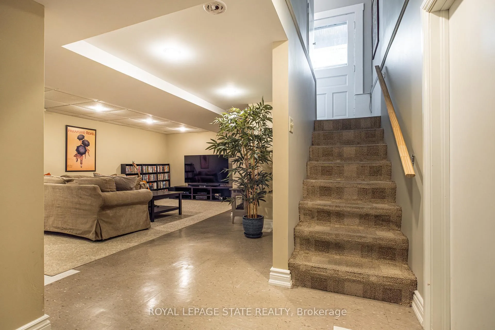 Photo 35 of 125 Delaware Avenue, Hamilton, St. Clair — HOMEH