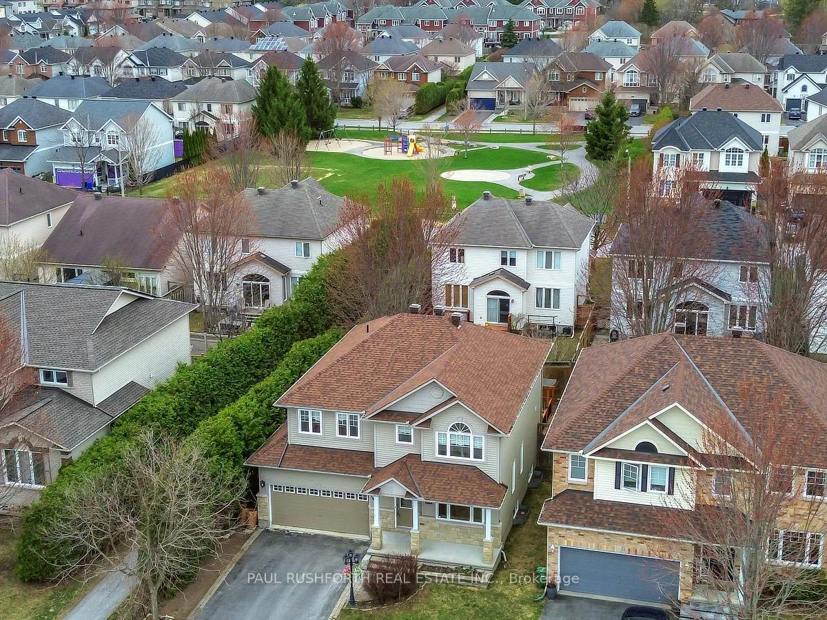 Photo 3 of 145 Arrowwood Drive, Ottawa, Stittsville (South) — HOMEH