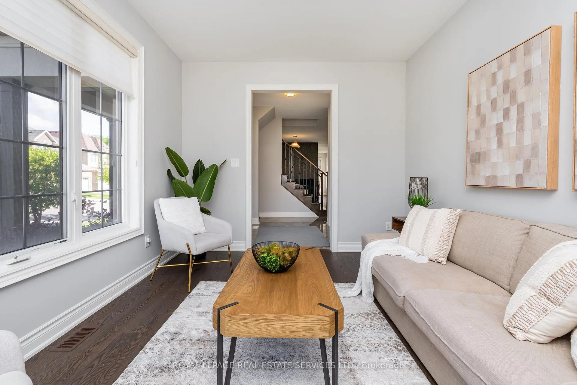 Photo 6 of 13 Mussle White Road, Brampton, Bram West — HOMEH