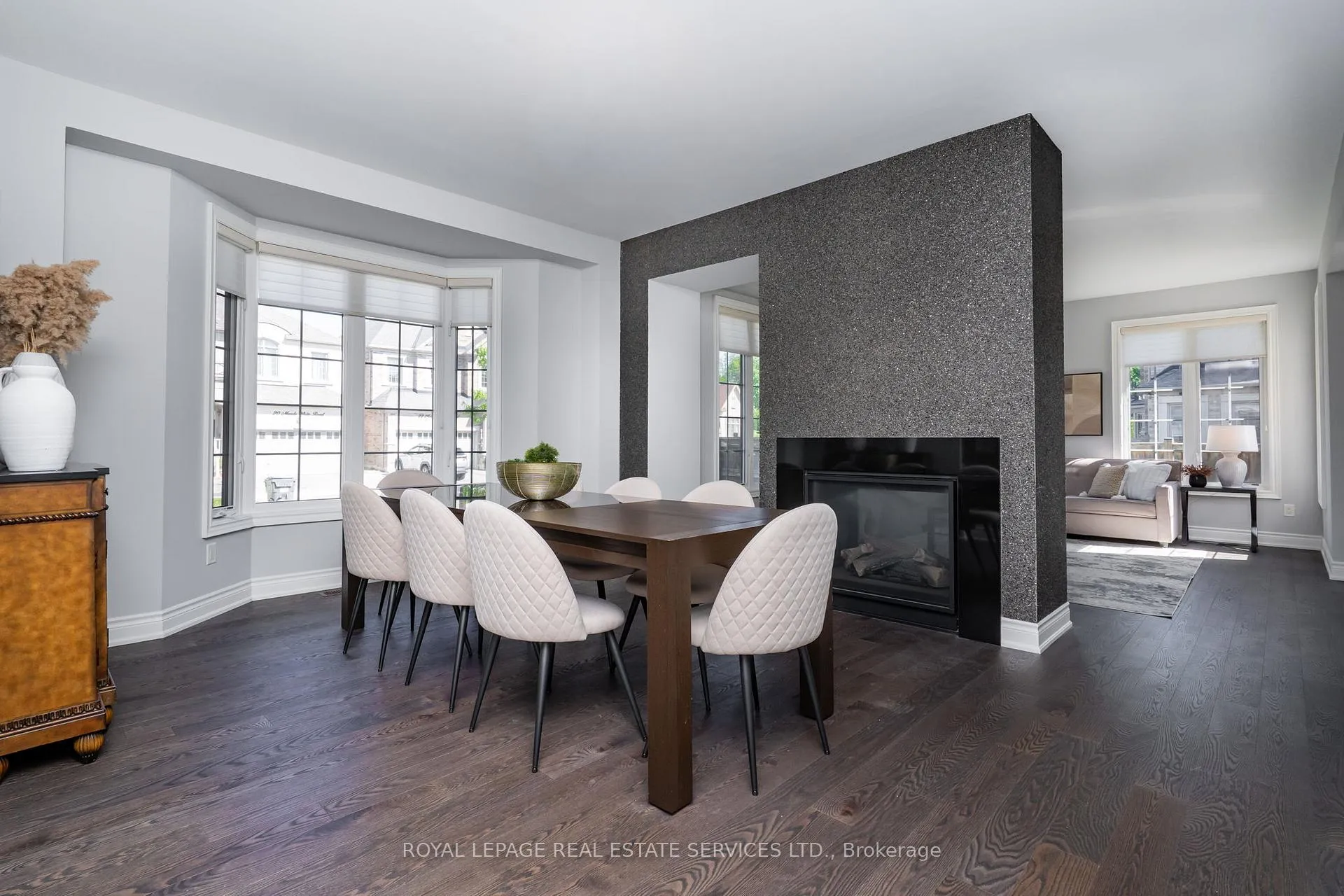 Photo 7 of 13 Mussle White Road, Brampton, Bram West — HOMEH
