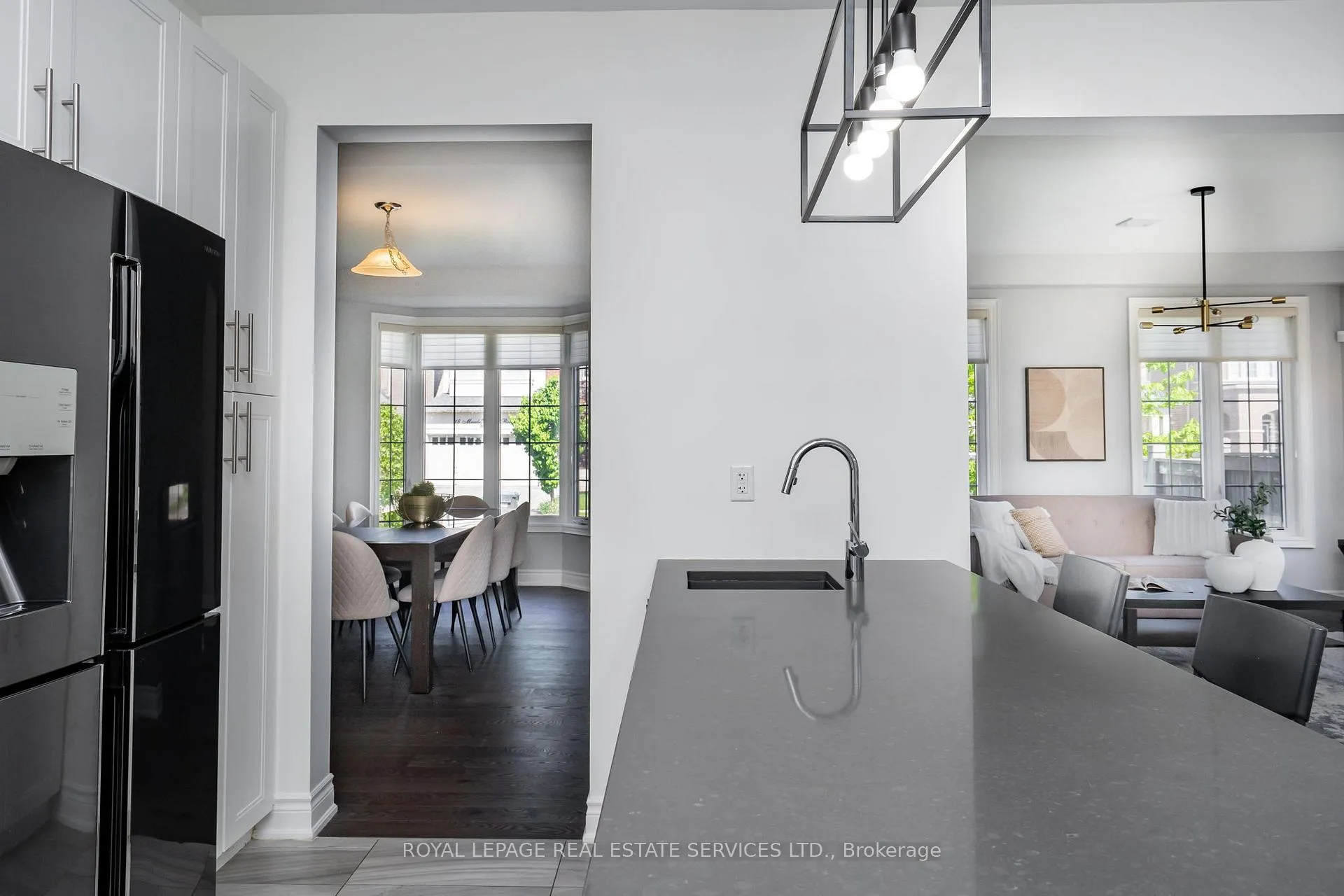 Photo 11 of 13 Mussle White Road, Brampton, Bram West — HOMEH