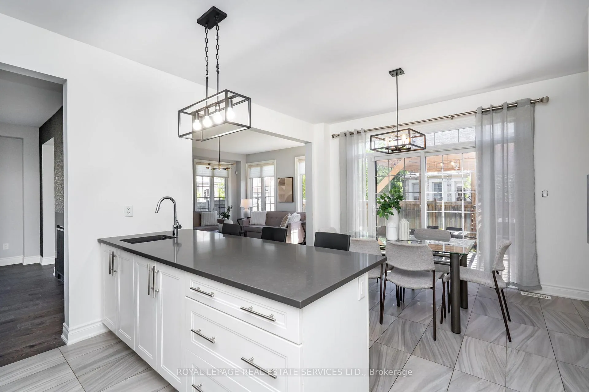 Photo 12 of 13 Mussle White Road, Brampton, Bram West — HOMEH