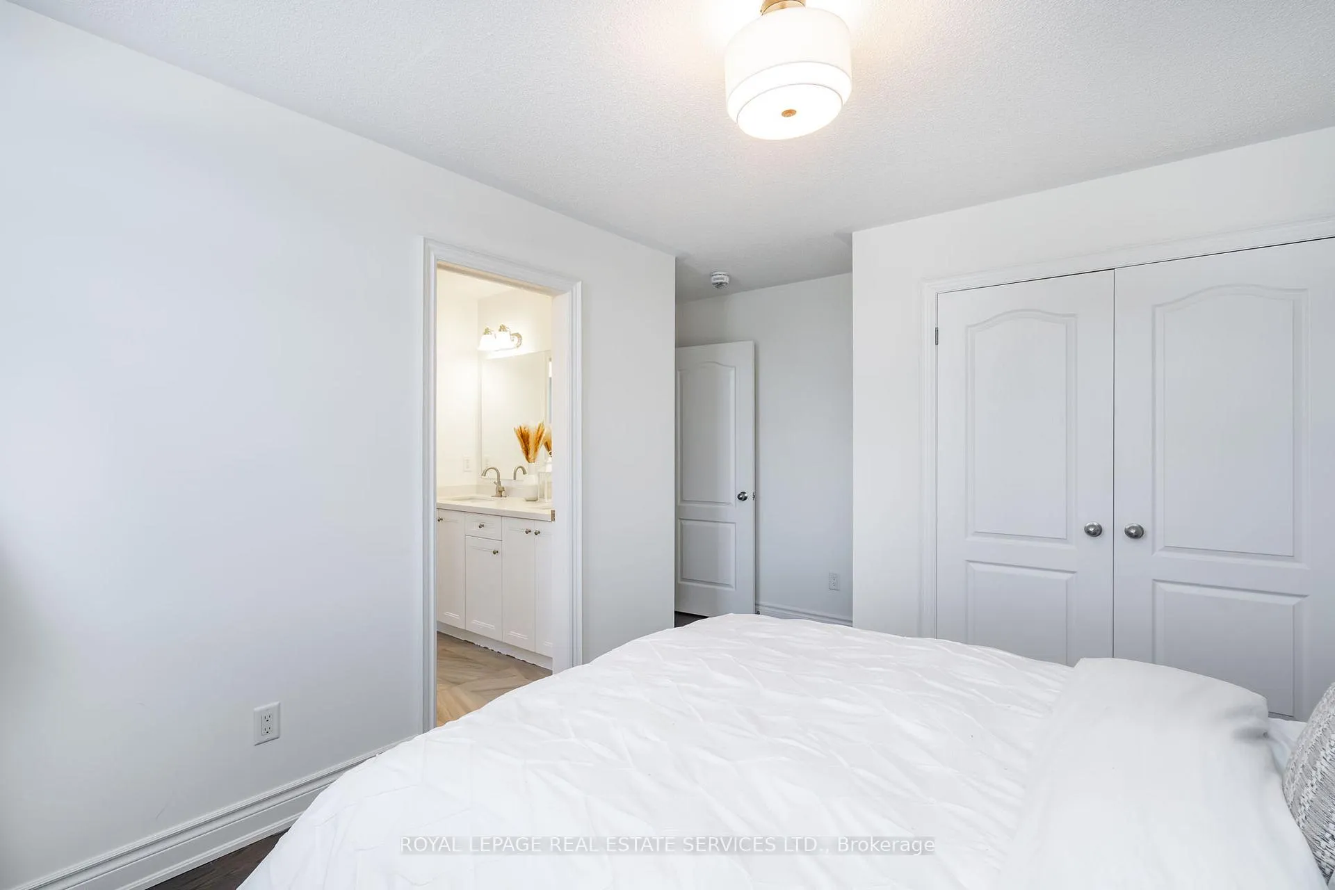 Photo 27 of 13 Mussle White Road, Brampton, Bram West — HOMEH