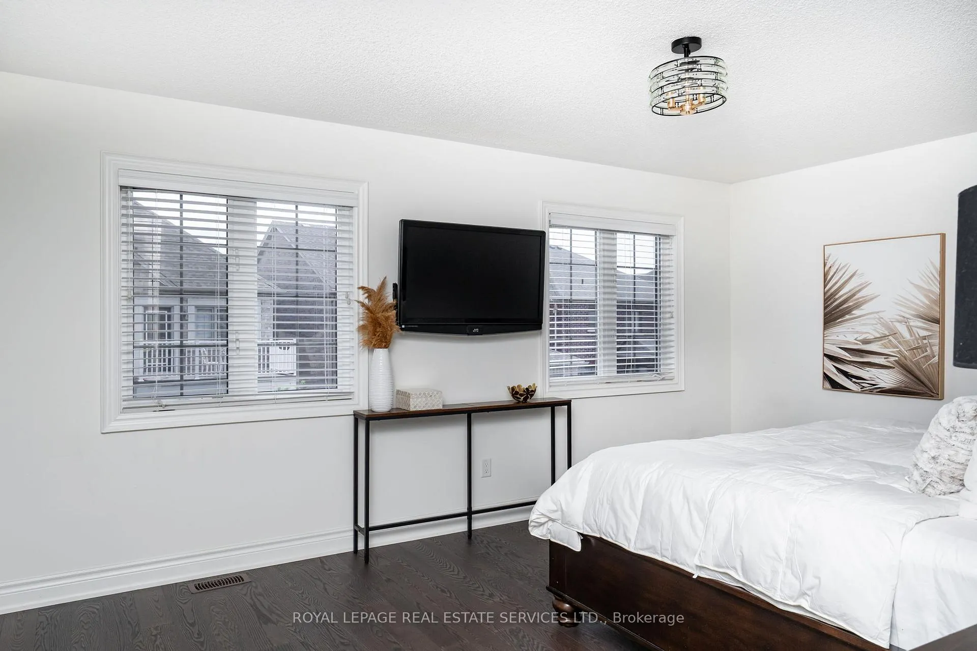 Photo 34 of 13 Mussle White Road, Brampton, Bram West — HOMEH