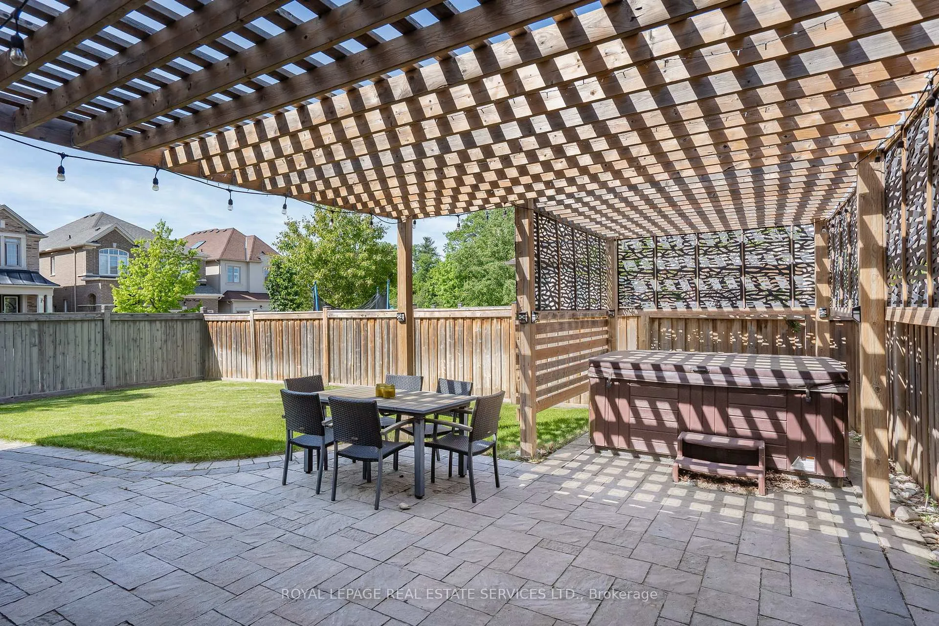 Photo 45 of 13 Mussle White Road, Brampton, Bram West — HOMEH