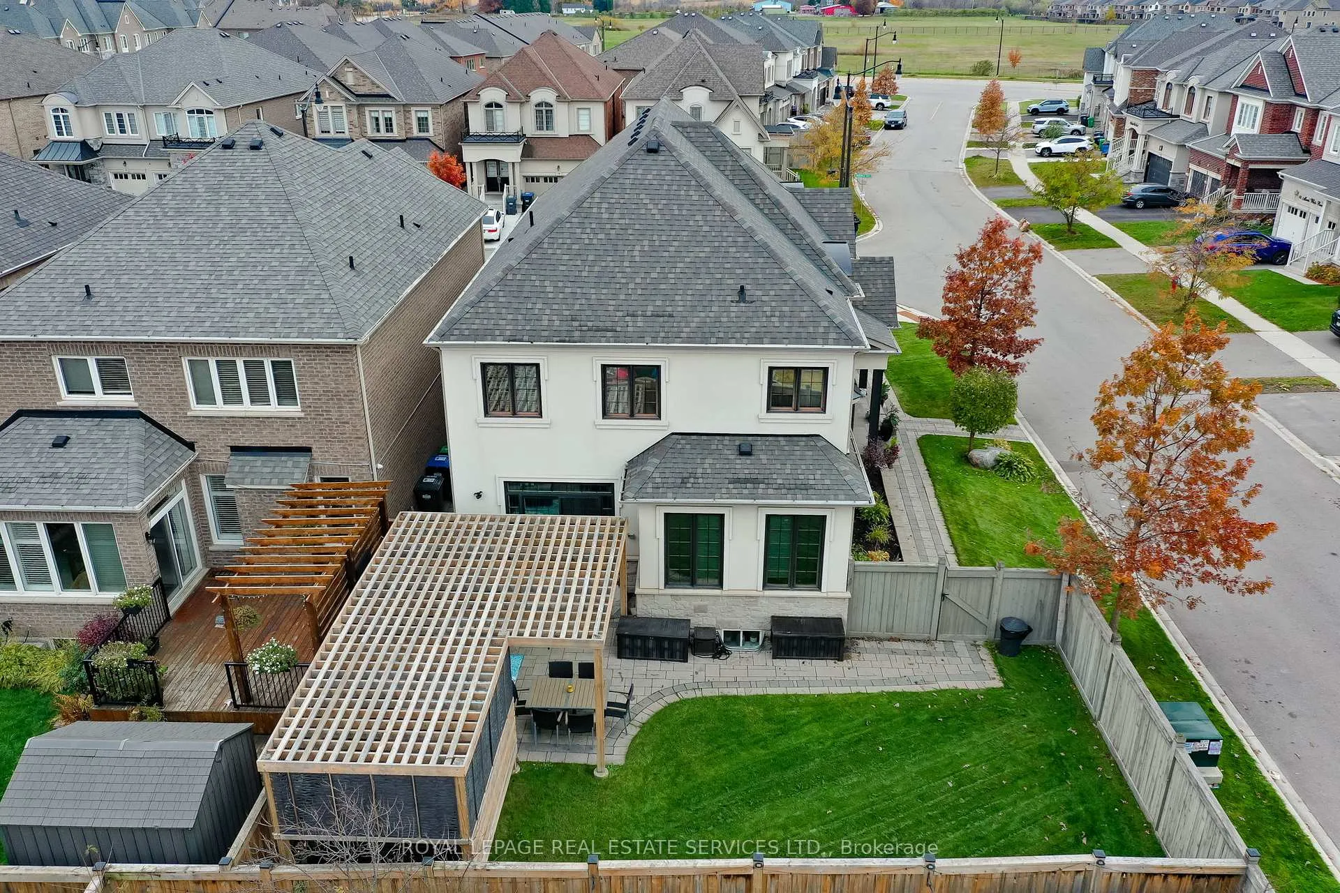 Photo 48 of 13 Mussle White Road, Brampton, Bram West — HOMEH