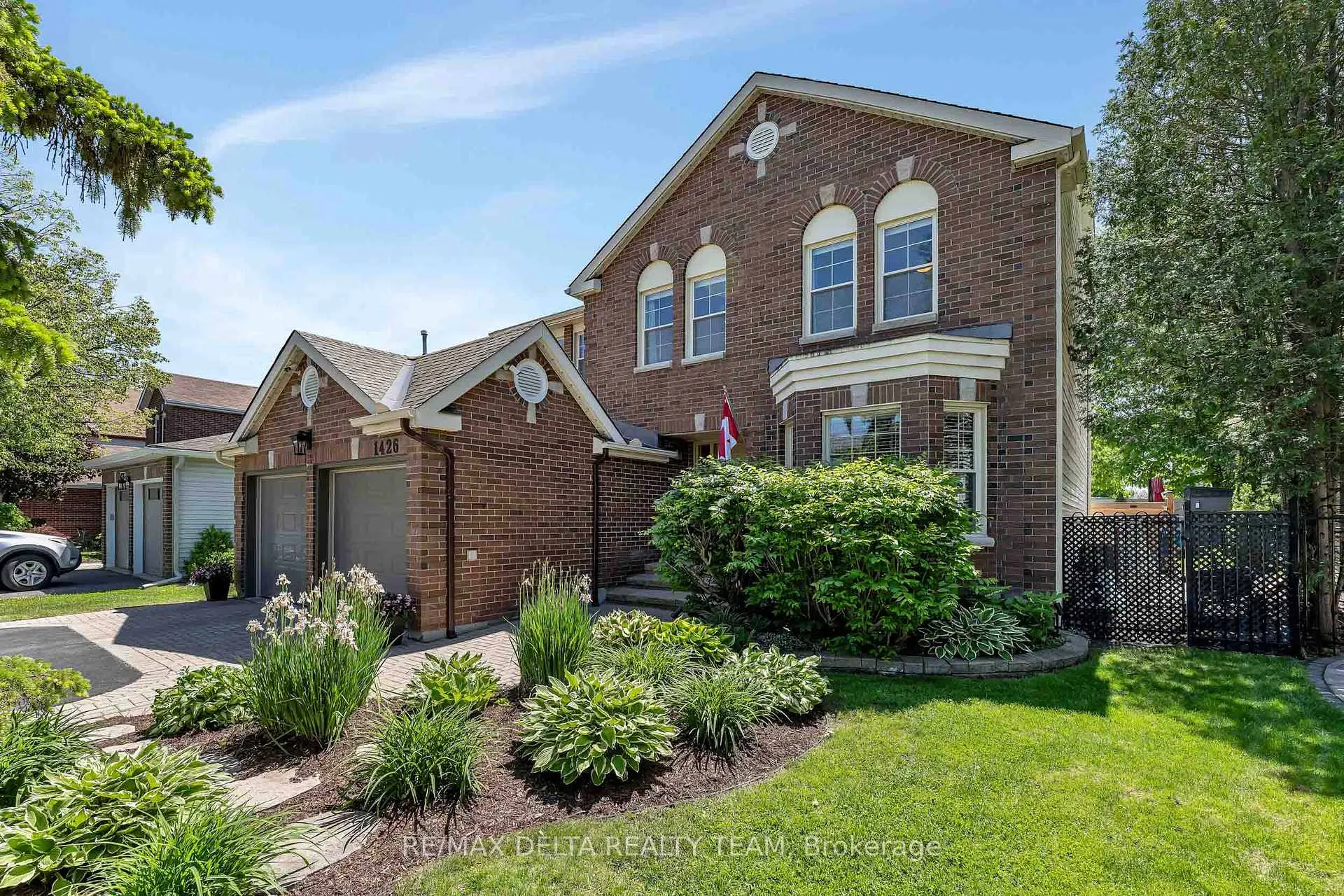 Photo 2 of 1426 Cheverny Crescent, Ottawa, Fallingbrook/Ridgemount — HOMEH