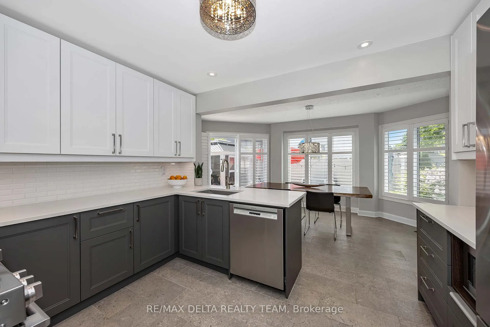 Photo 11 of 1426 Cheverny Crescent, Ottawa, Fallingbrook/Ridgemount — HOMEH