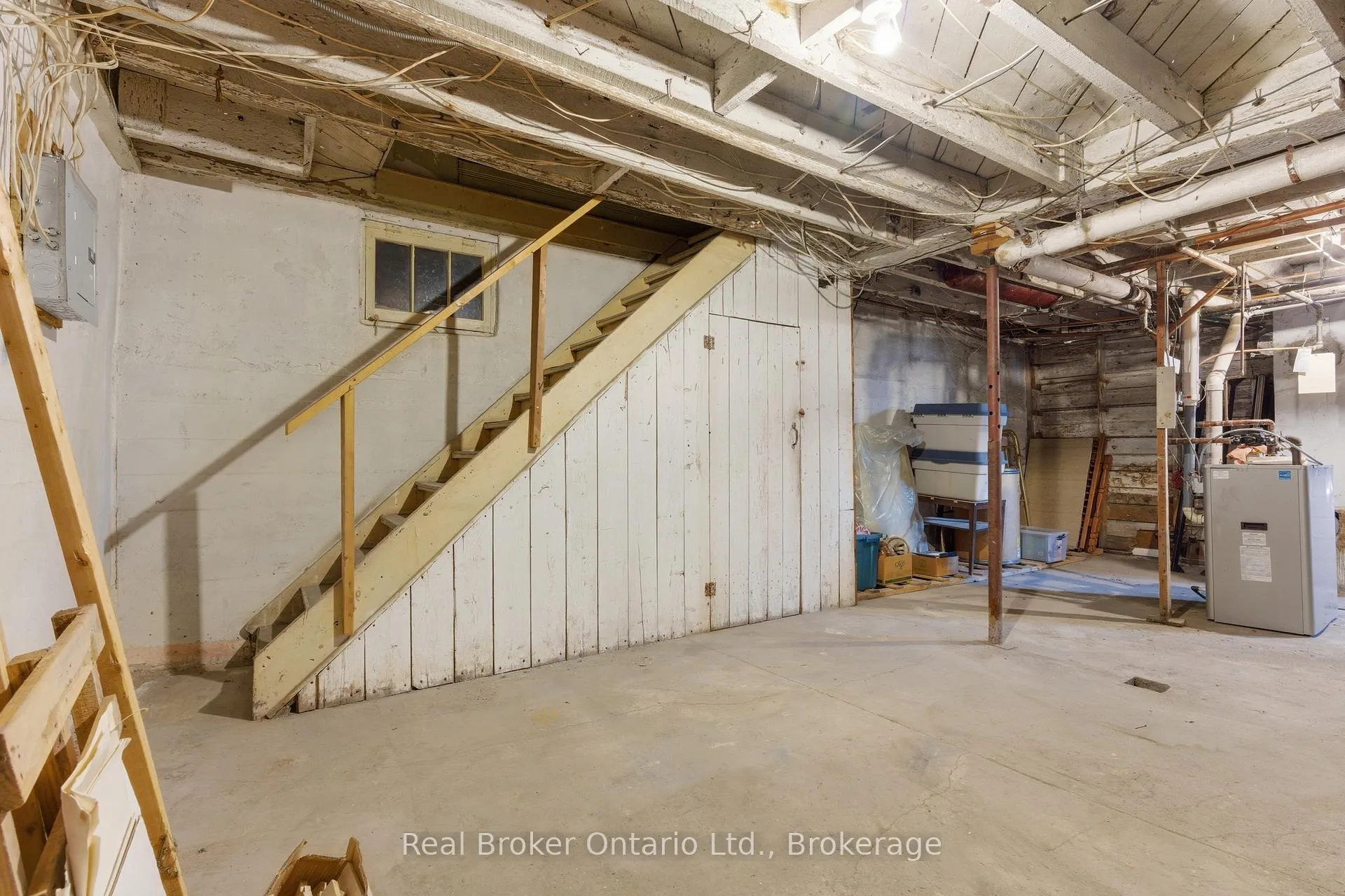 Photo 41 of 247 King Street, Welland, Welland Downtown — HOMEH